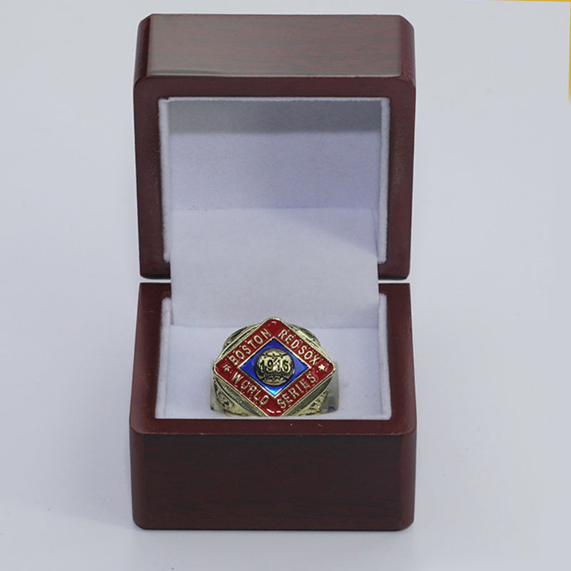 1916 MLB Boston Red Sox Championship Replica Ring