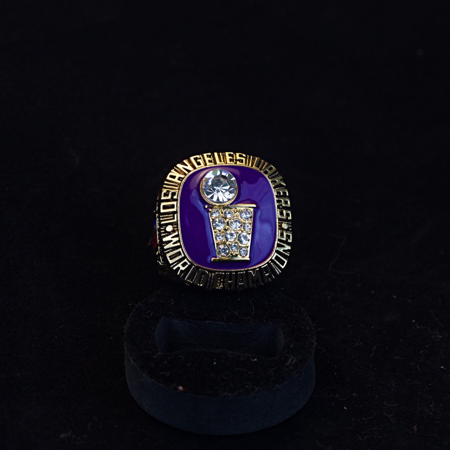 1985 NBA Los Angeles Lakers Championship Replica Ring