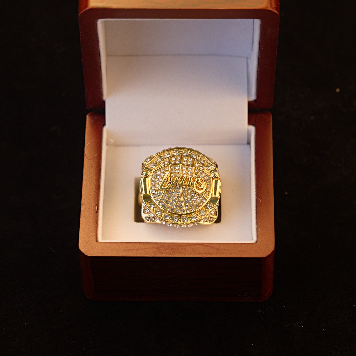 2010 NBA Los Angeles Lakers Championship Replica Ring