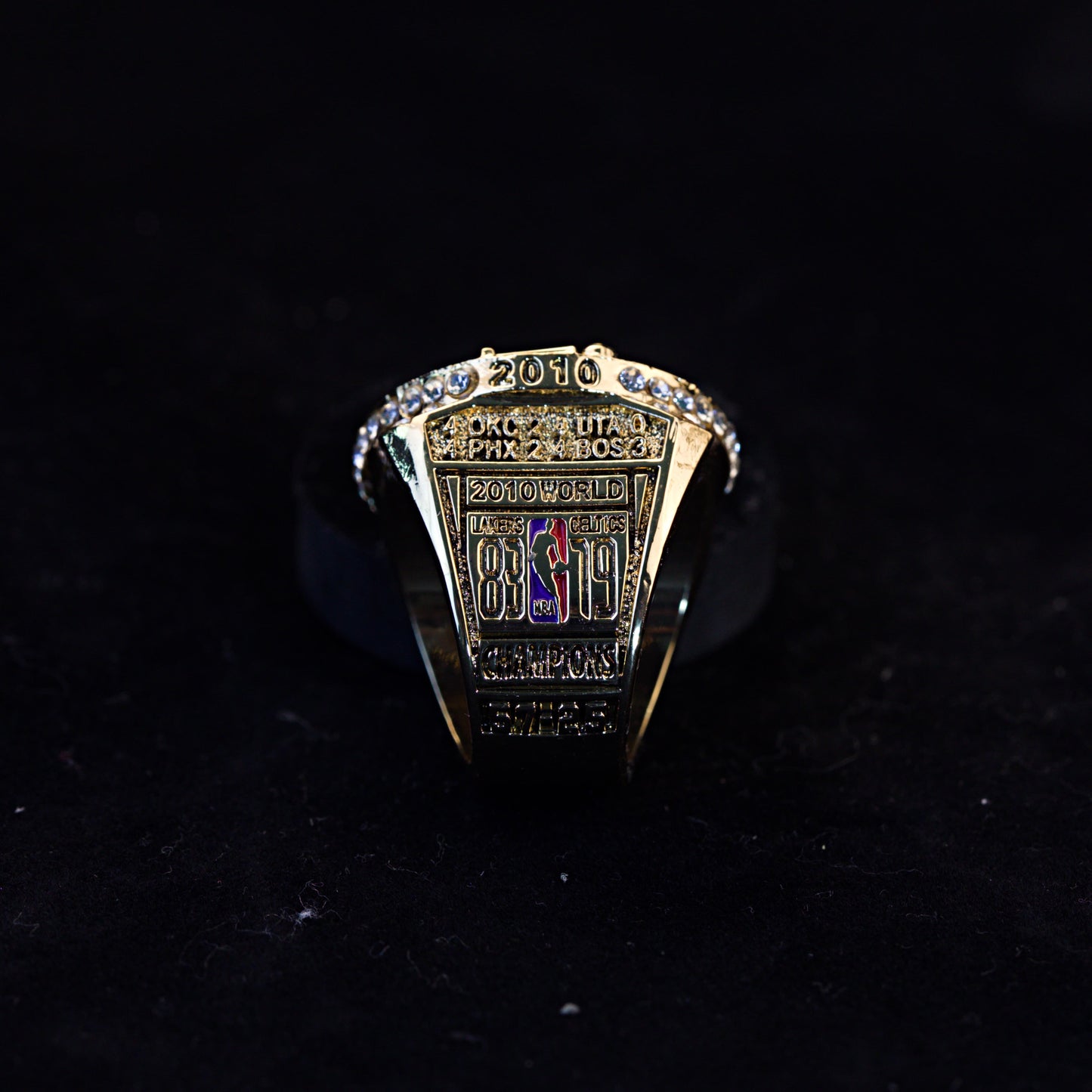 2010 NBA Los Angeles Lakers Championship Replica Ring