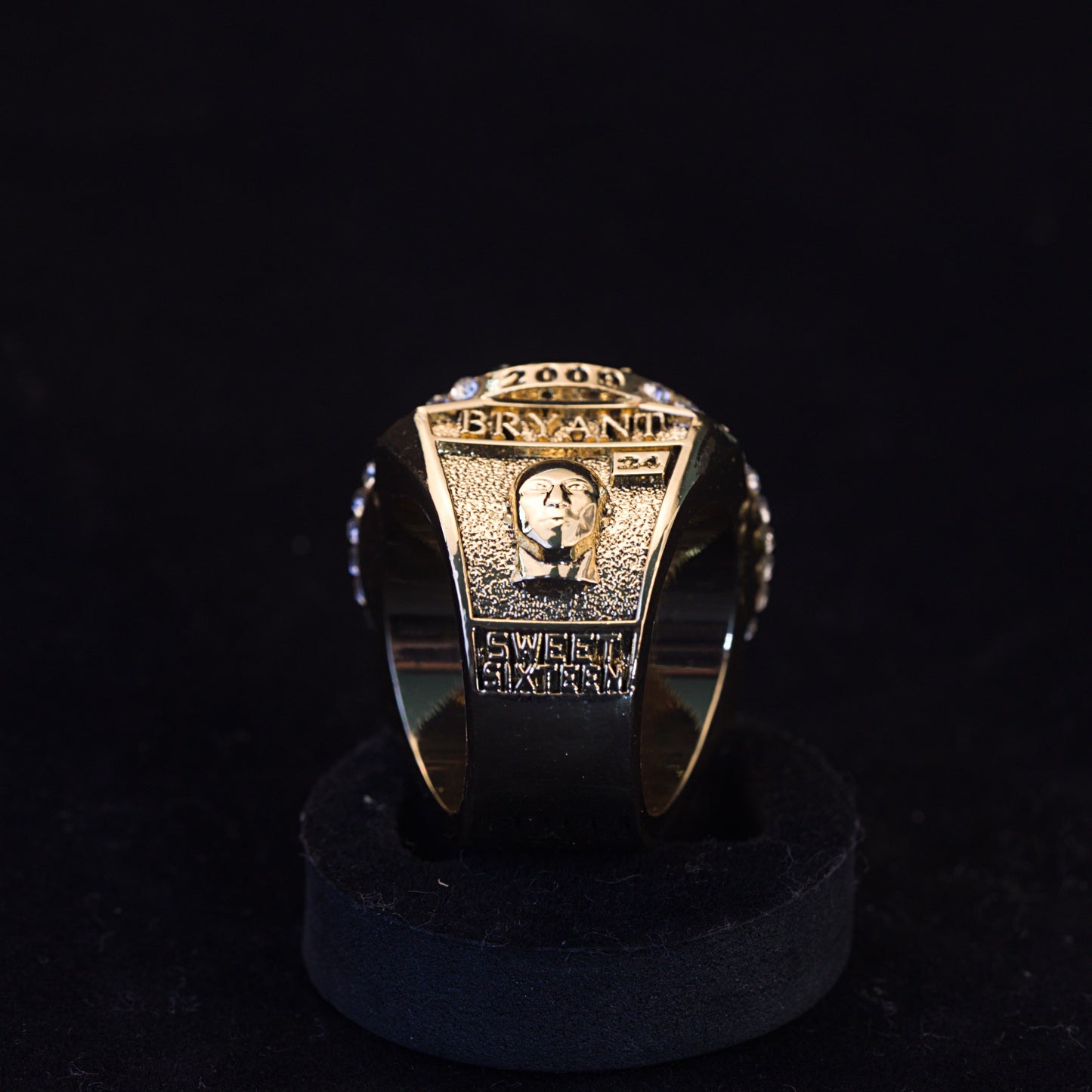 2010 NBA Los Angeles Lakers Championship Replica Ring