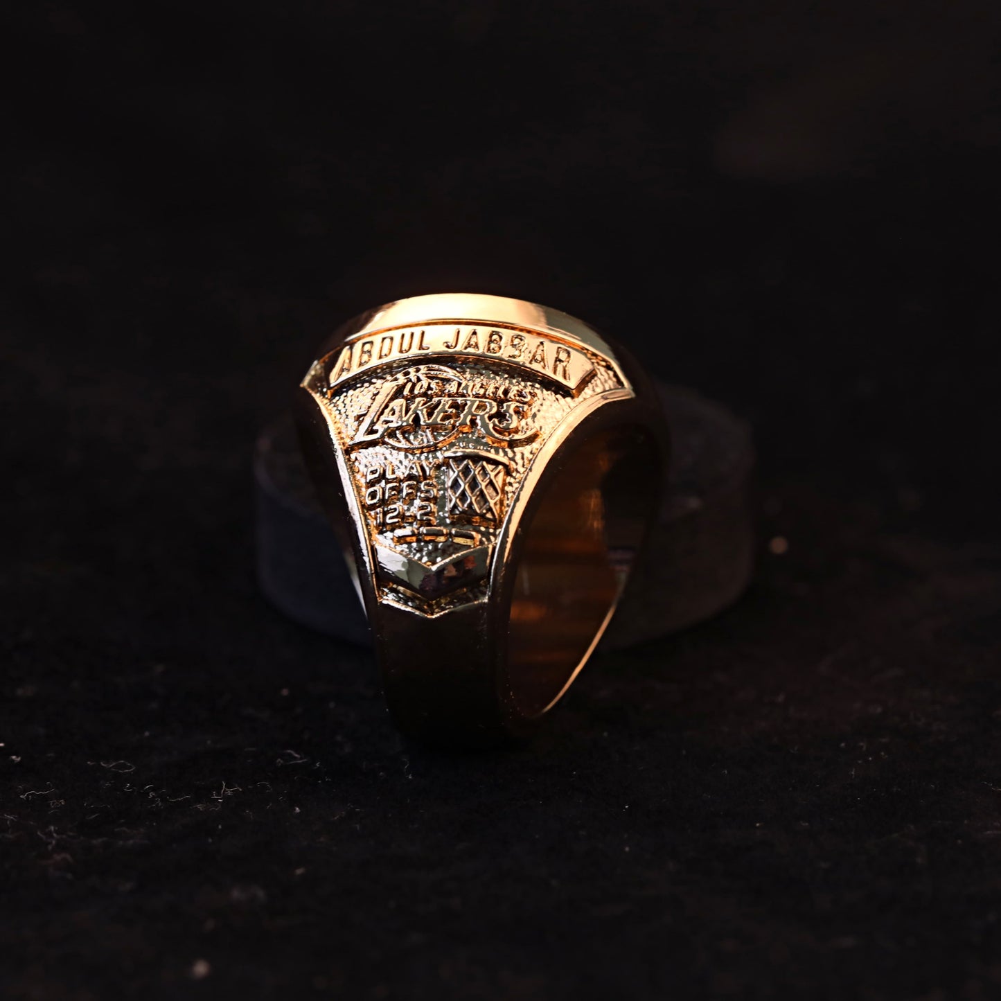 1982 NBA Los Angeles Lakers Championship Replica Ring