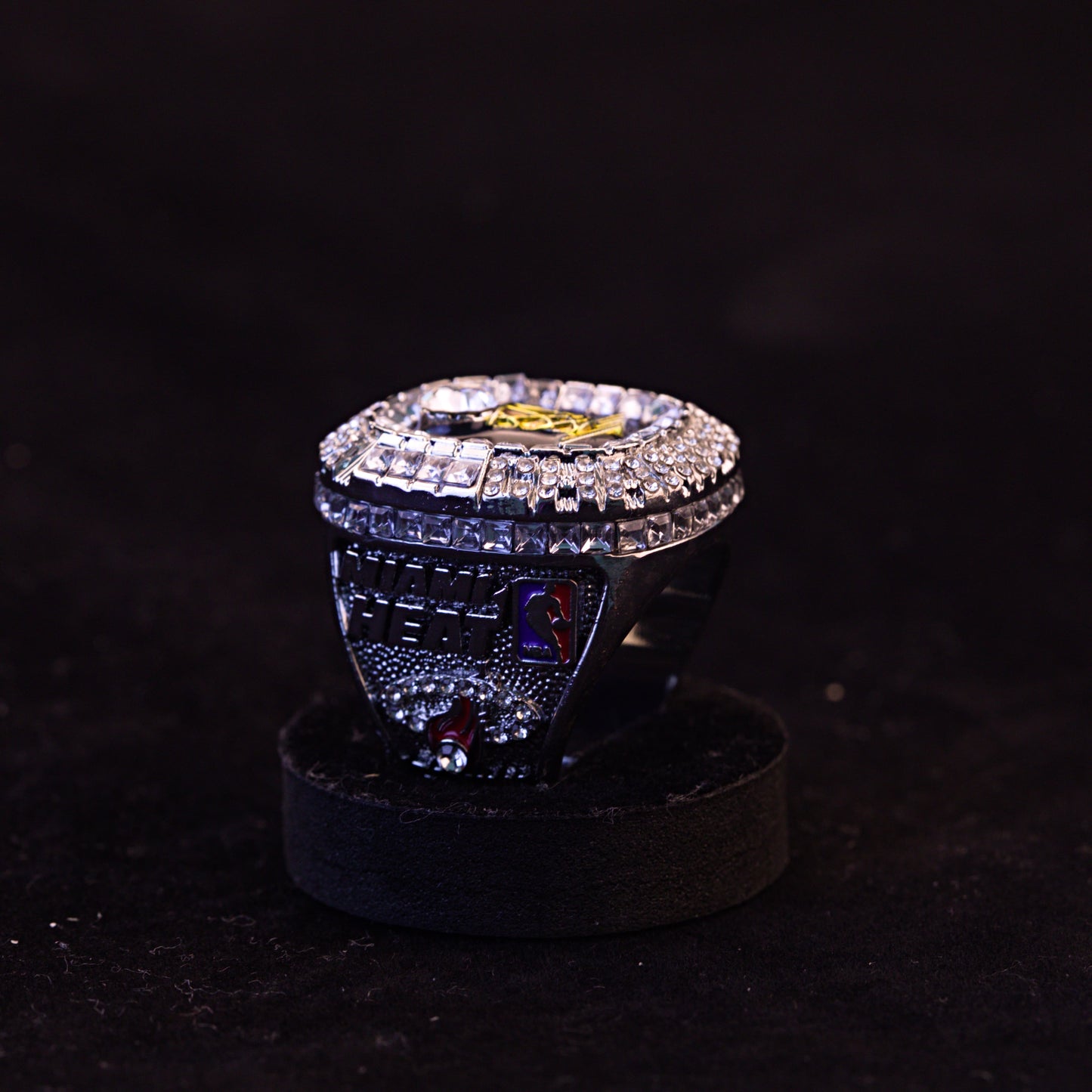 2006 NBA Miami Heat Championship Replica Ring