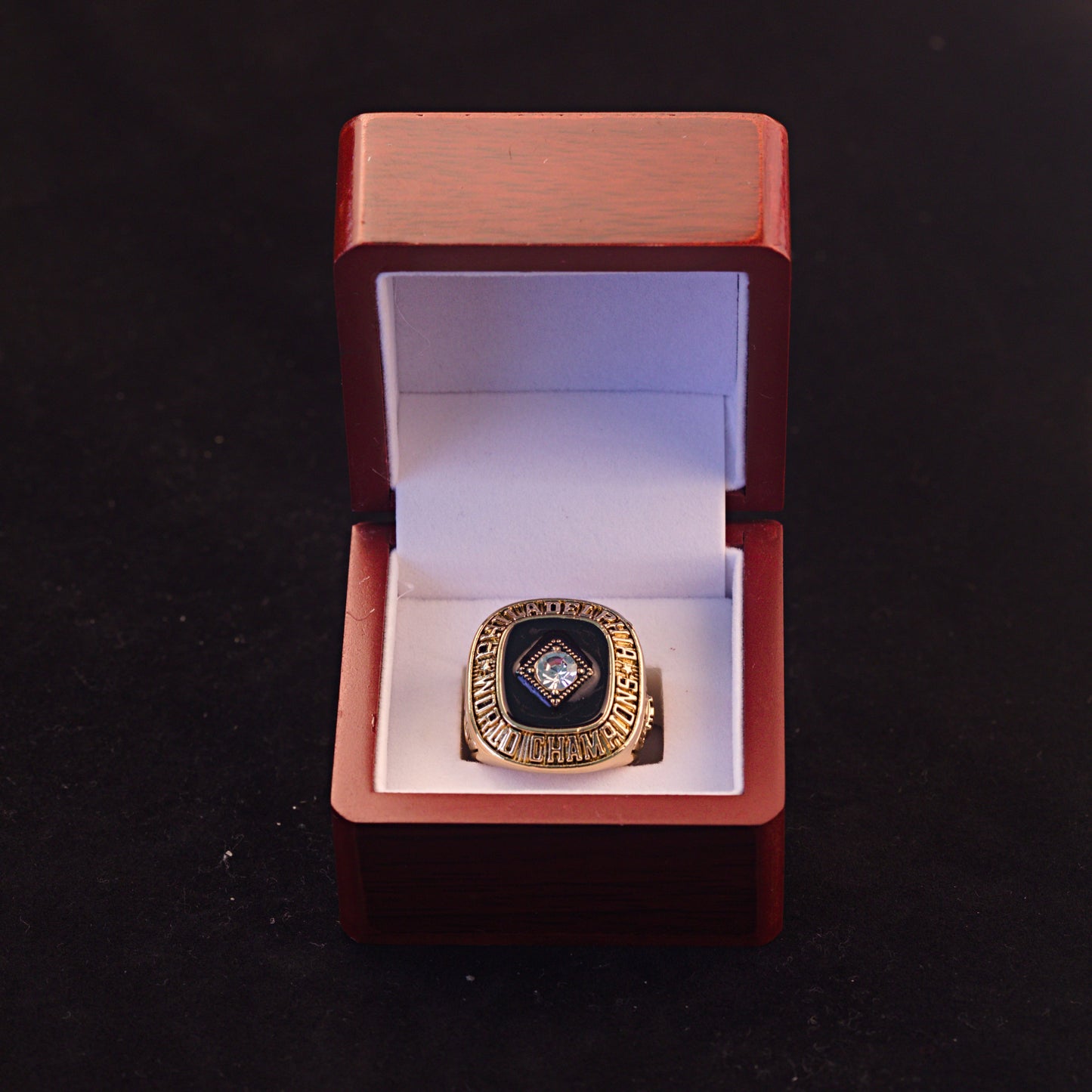 1967 NBA Philadelphia 76ers Championship Replica Ring