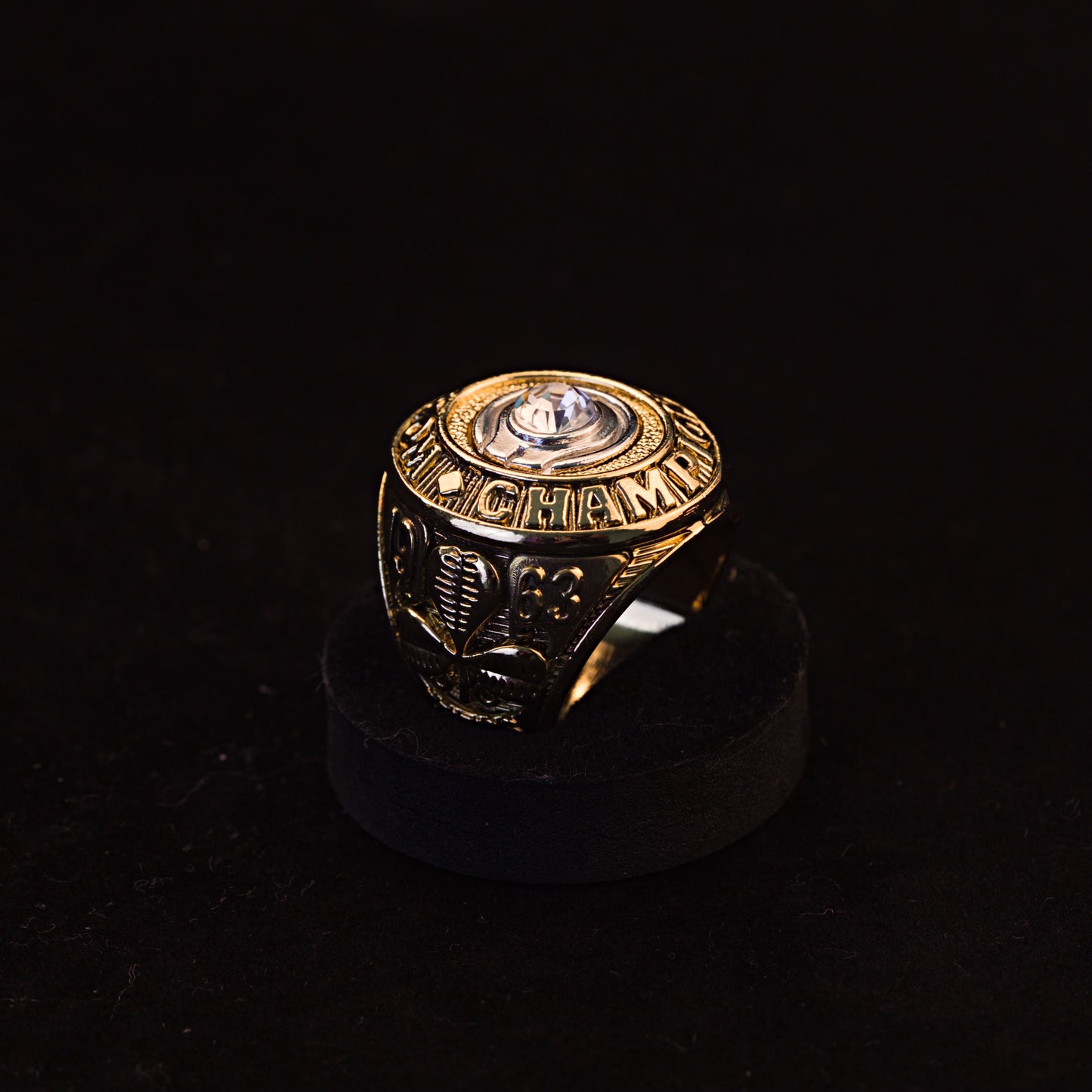 1963 NBA Boston Celtics Championship Replica Ring