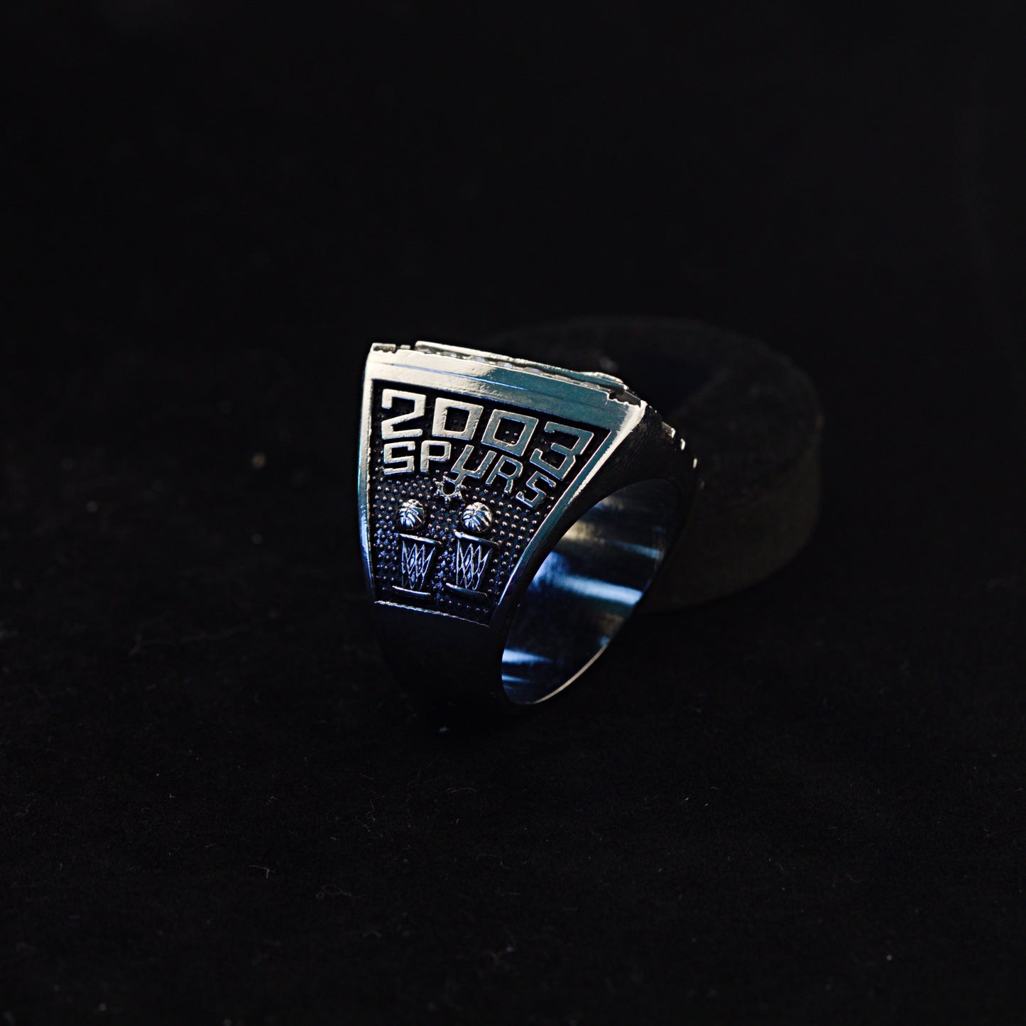 2003 NBA San Antonio Spurs Championship Replica Ring