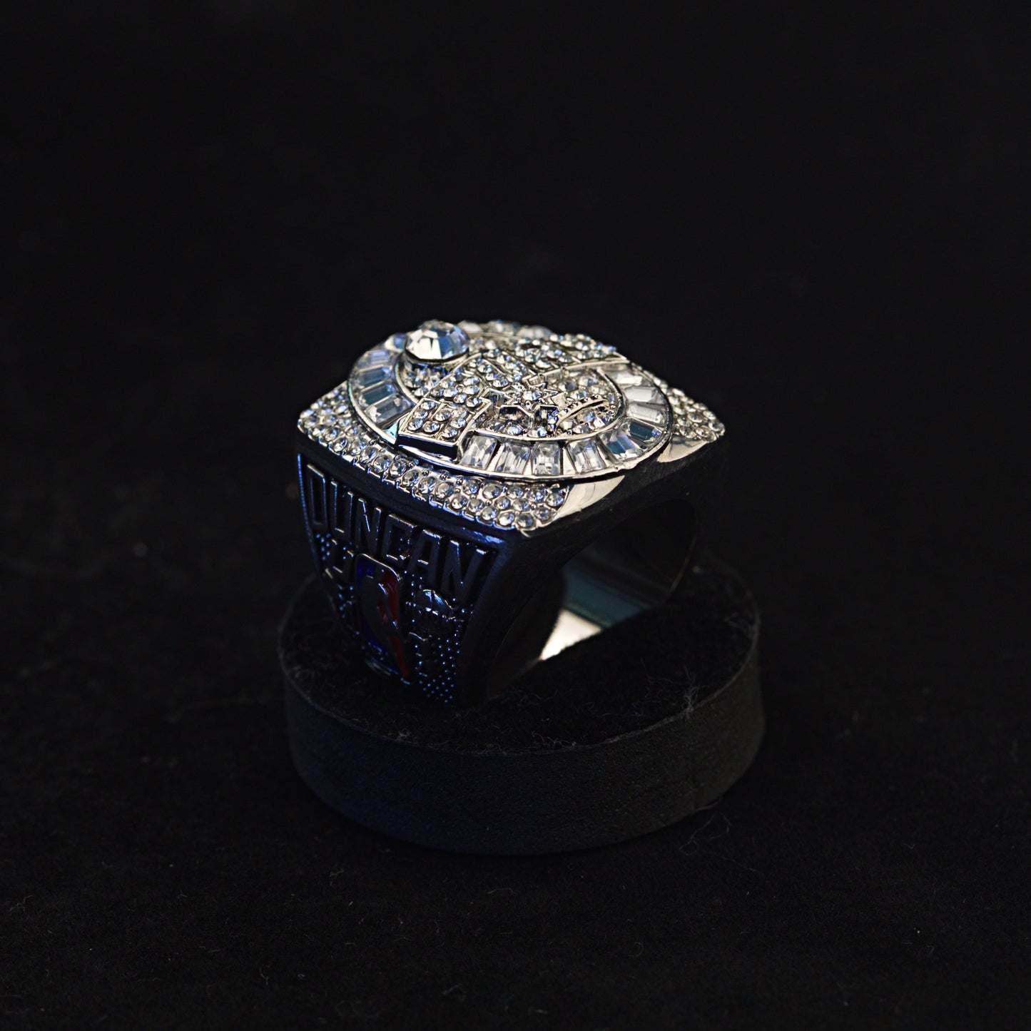 2005 NBA San Antonio Spurs Championship Replica Ring