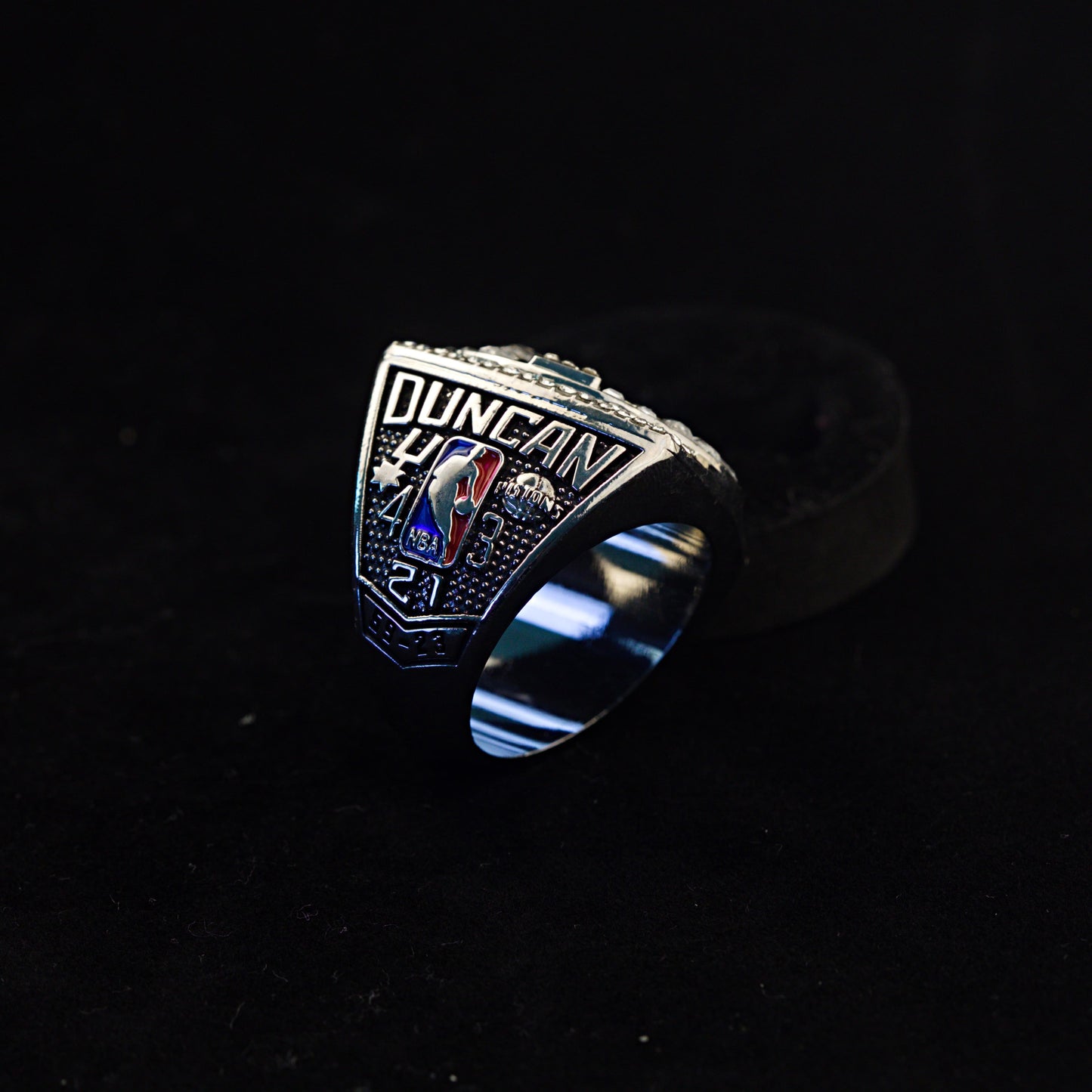 2005 NBA San Antonio Spurs Championship Replica Ring