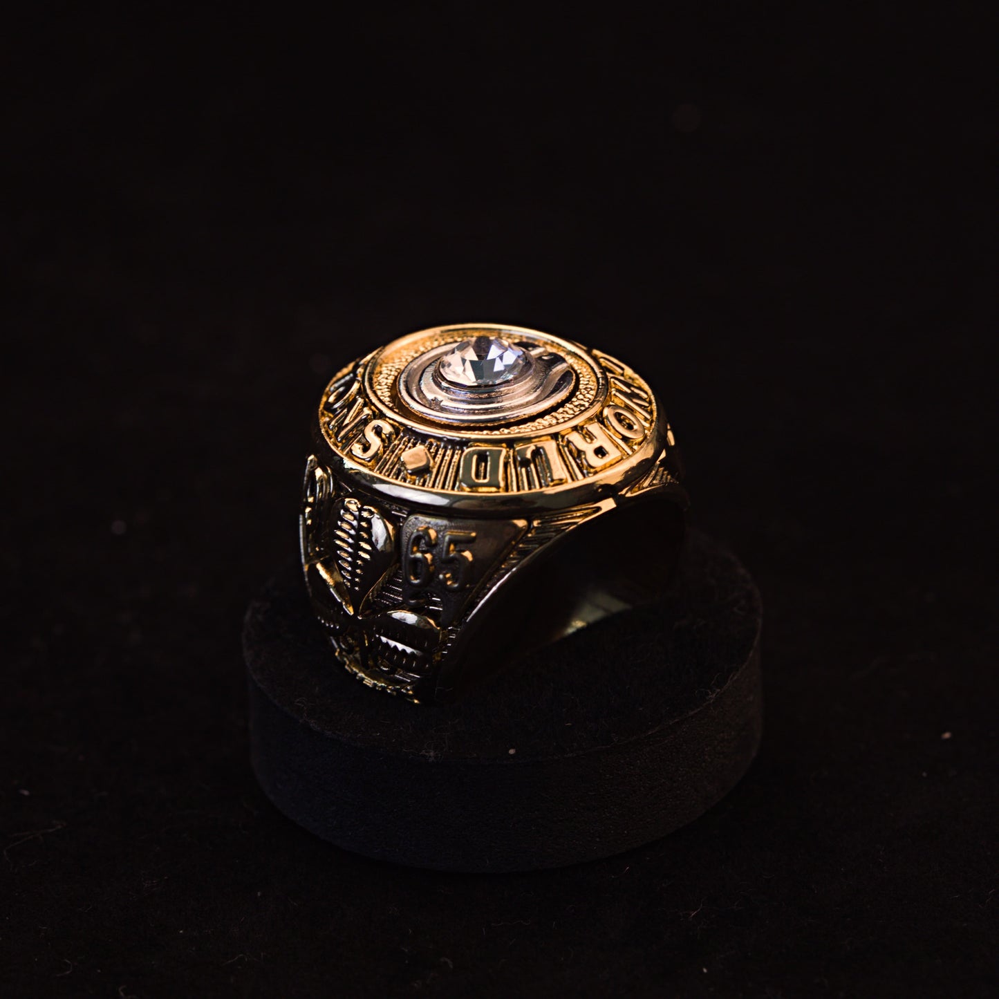 1965 NBA Boston Celtics Championship Replica Ring