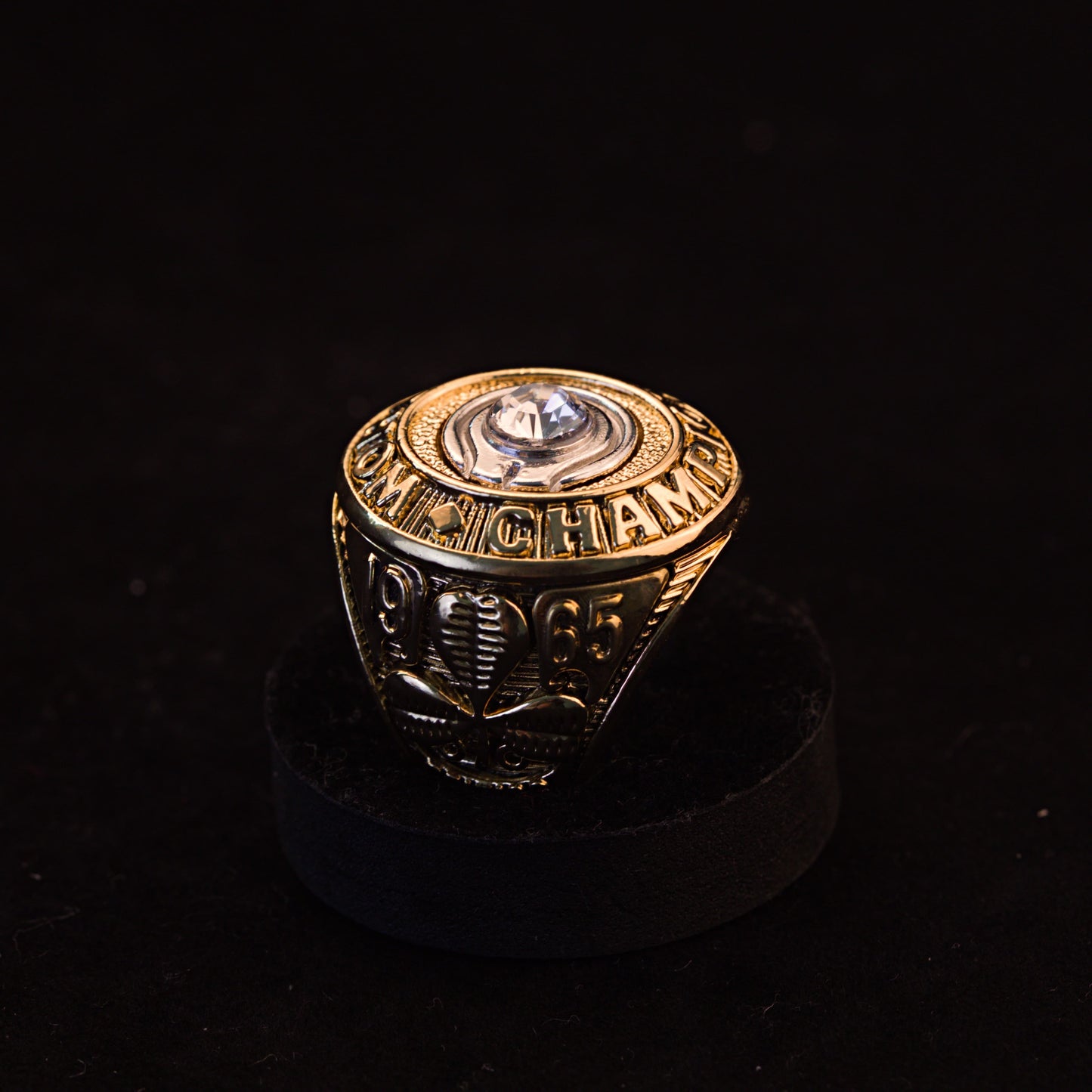 1965 NBA Boston Celtics Championship Replica Ring