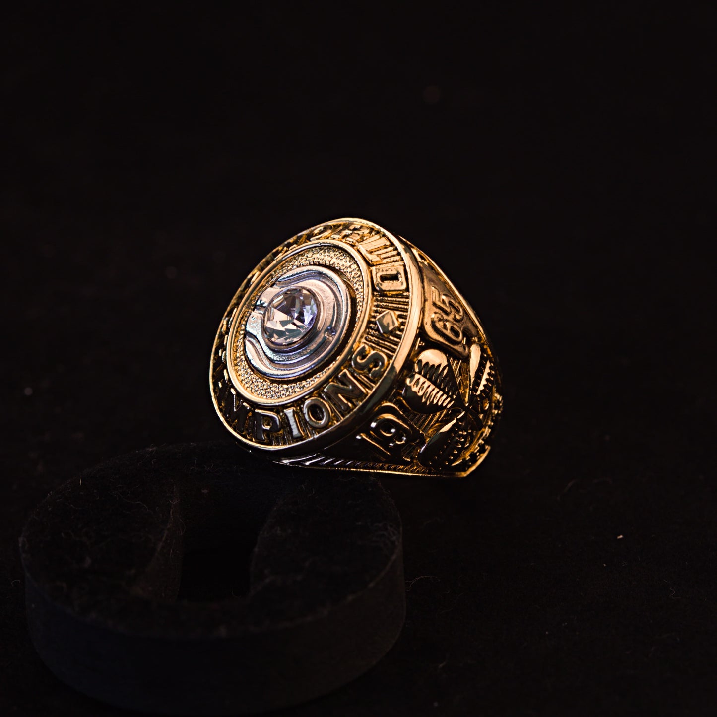 1965 NBA Boston Celtics Championship Replica Ring