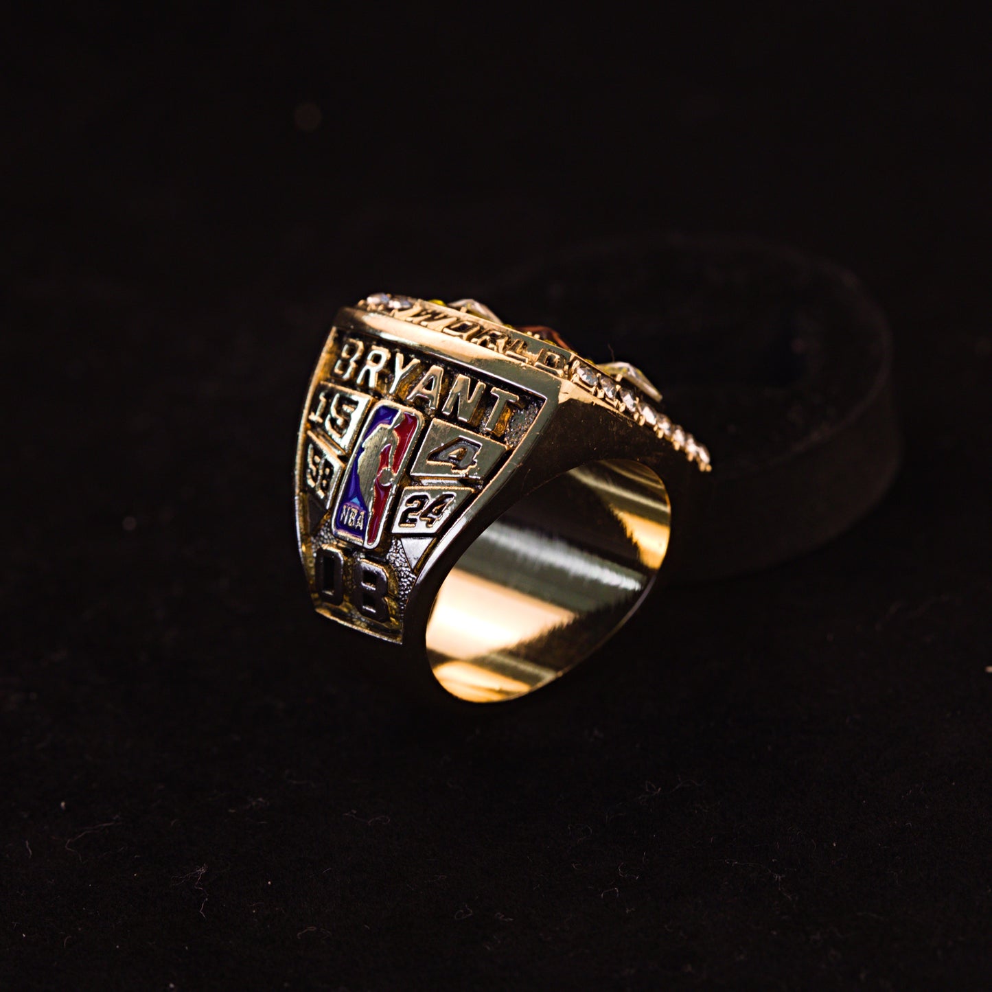 2002 NBA Los Angeles Lakers Championship Replica Ring