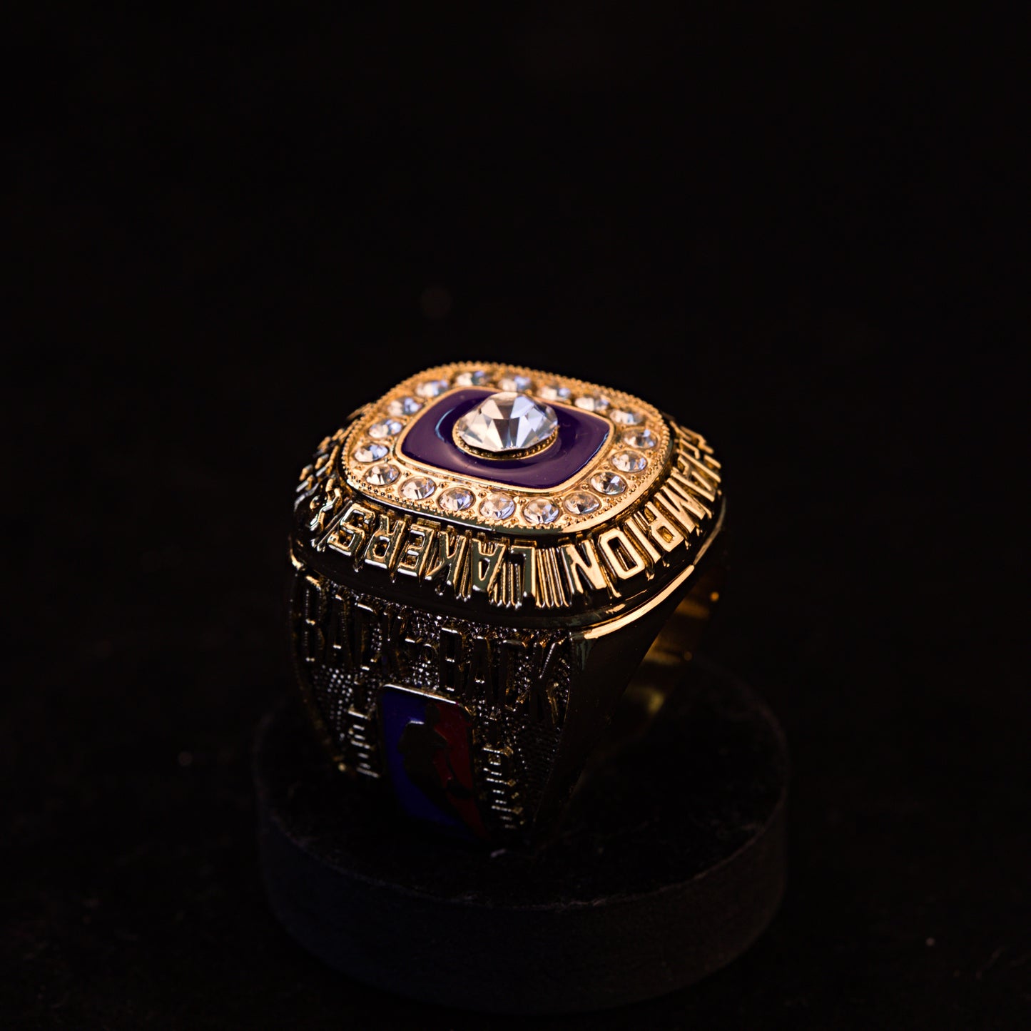 1988 NBA Los Angeles Lakers Championship Replica Ring