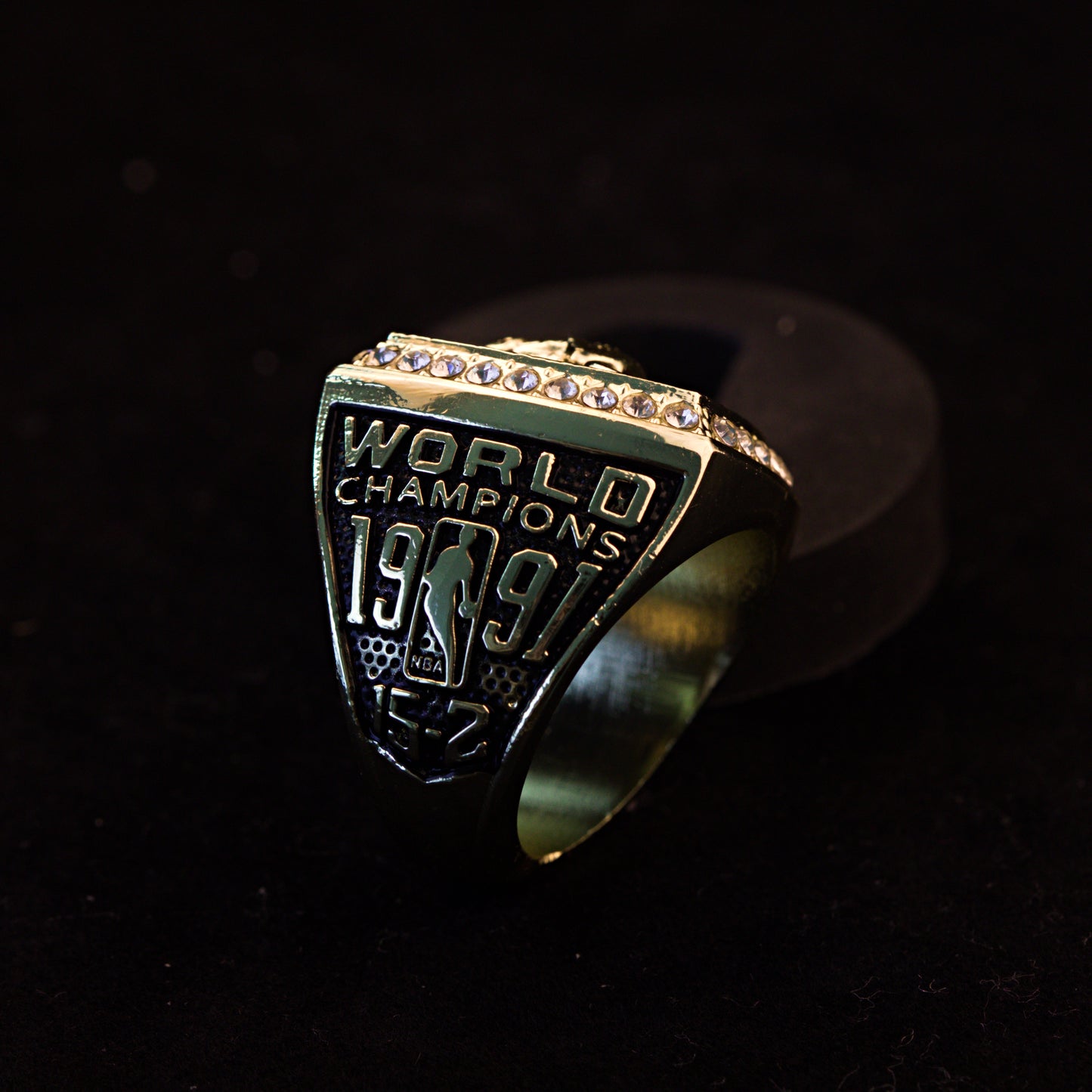 1991 NBA Chicago Bulls Championship Replica Ring