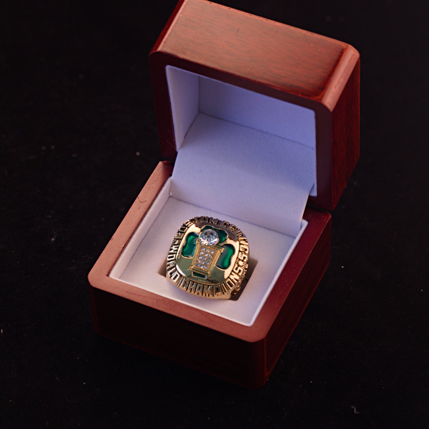 1986 NBA Boston Celtics Championship Replica Ring