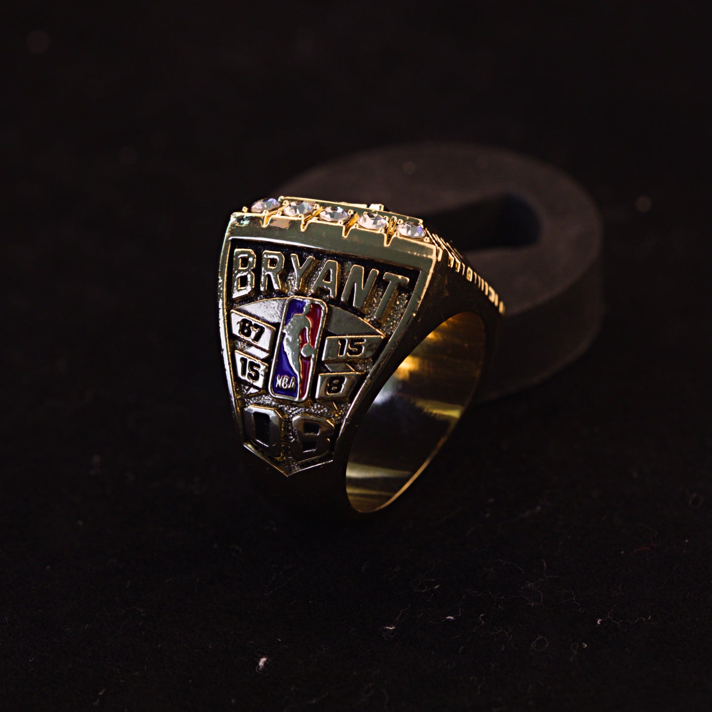 2000 NBA Los Angeles Lakers Championship Replica Ring