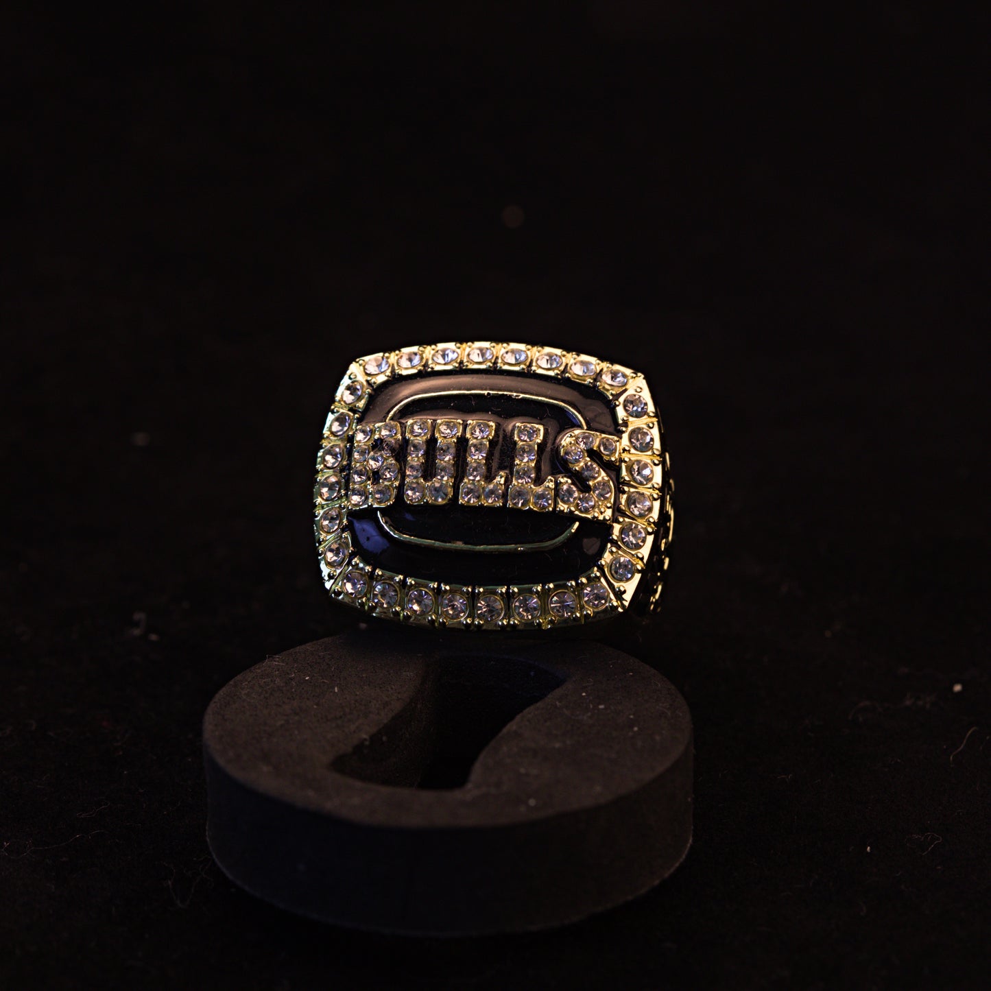 1992 NBA Chicago Bulls Championship Replica Ring