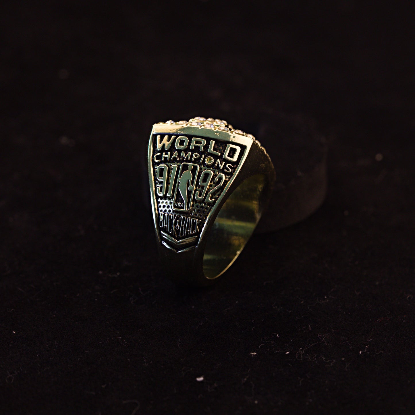 1992 NBA Chicago Bulls Championship Replica Ring