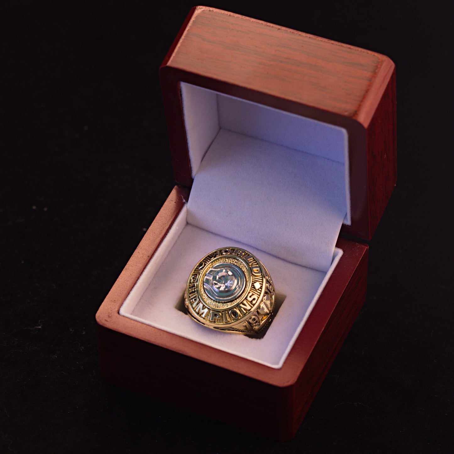 1968 NBA Boston Celtics Championship Replica Ring