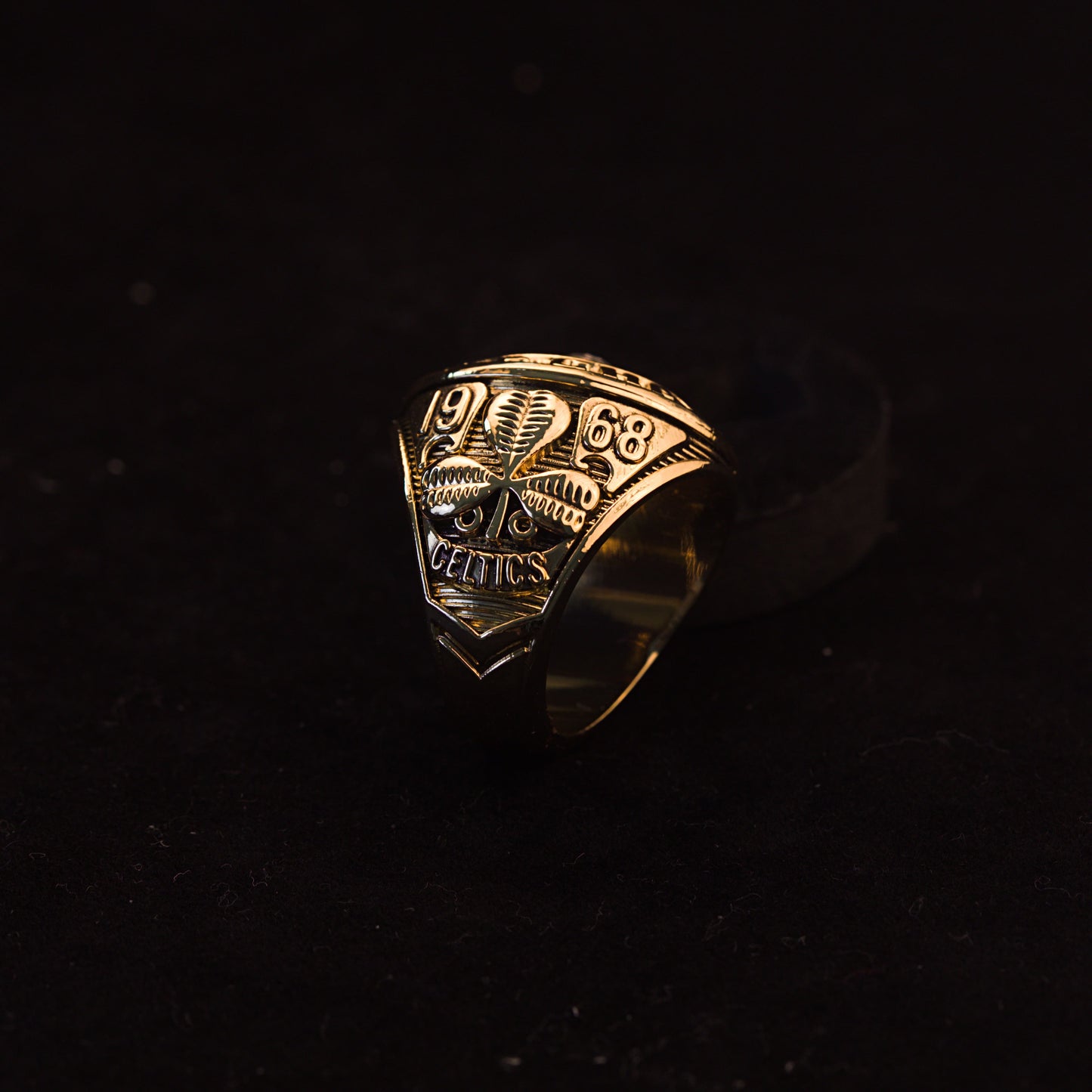 1968 NBA Boston Celtics Championship Replica Ring