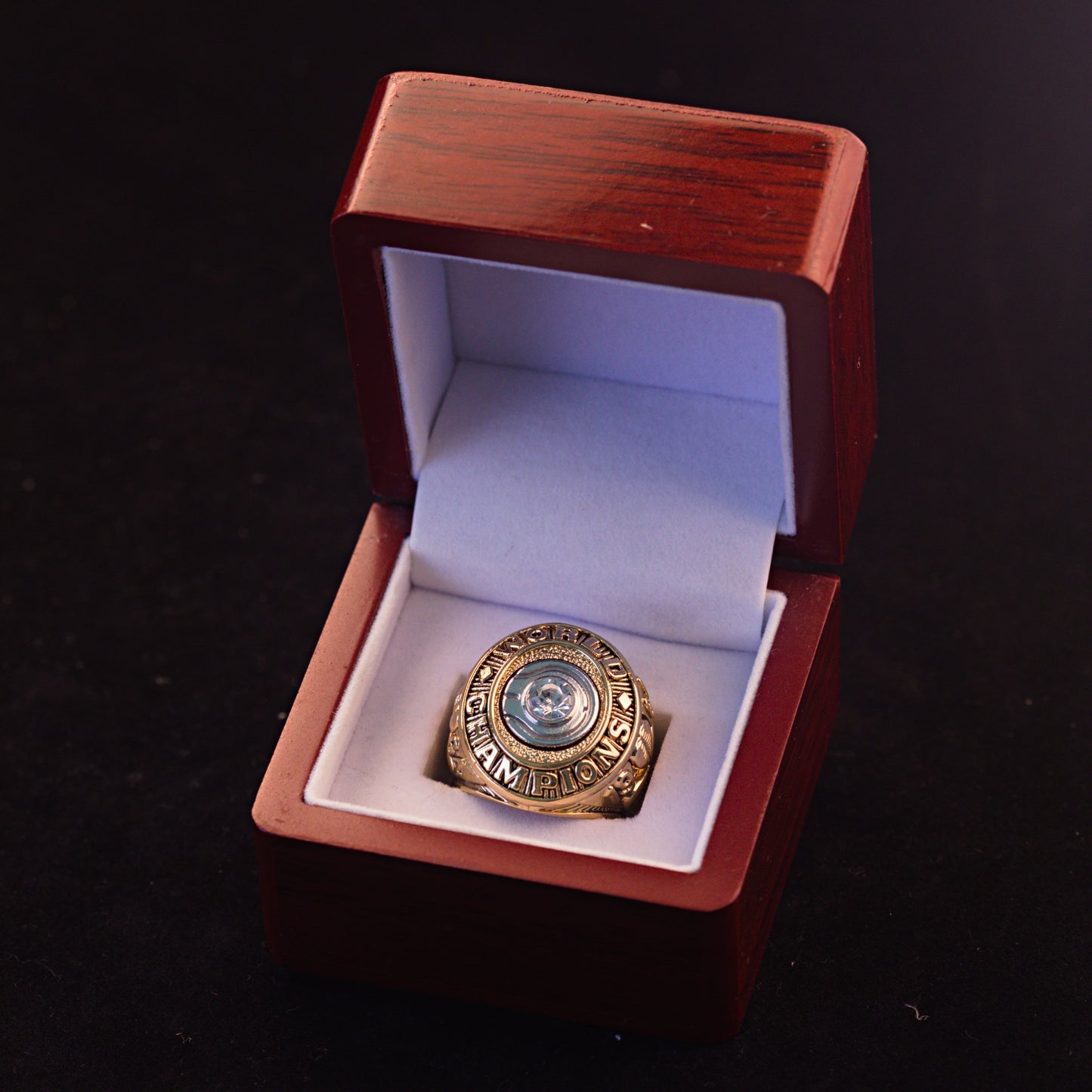 1964 NBA Boston Celtics Championship Replica Ring