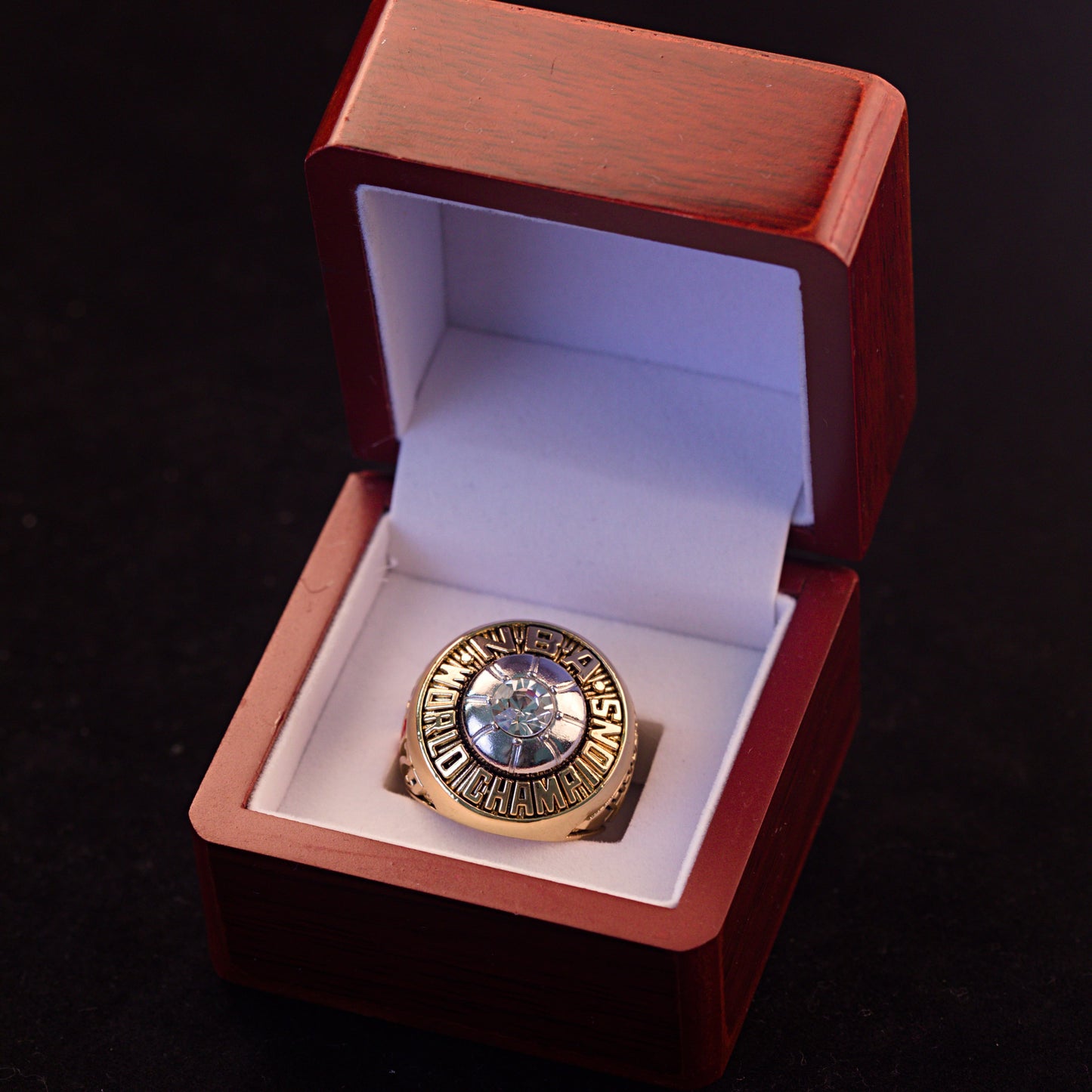 1979 NBA Seattle Super Sonics Championship Replica Ring