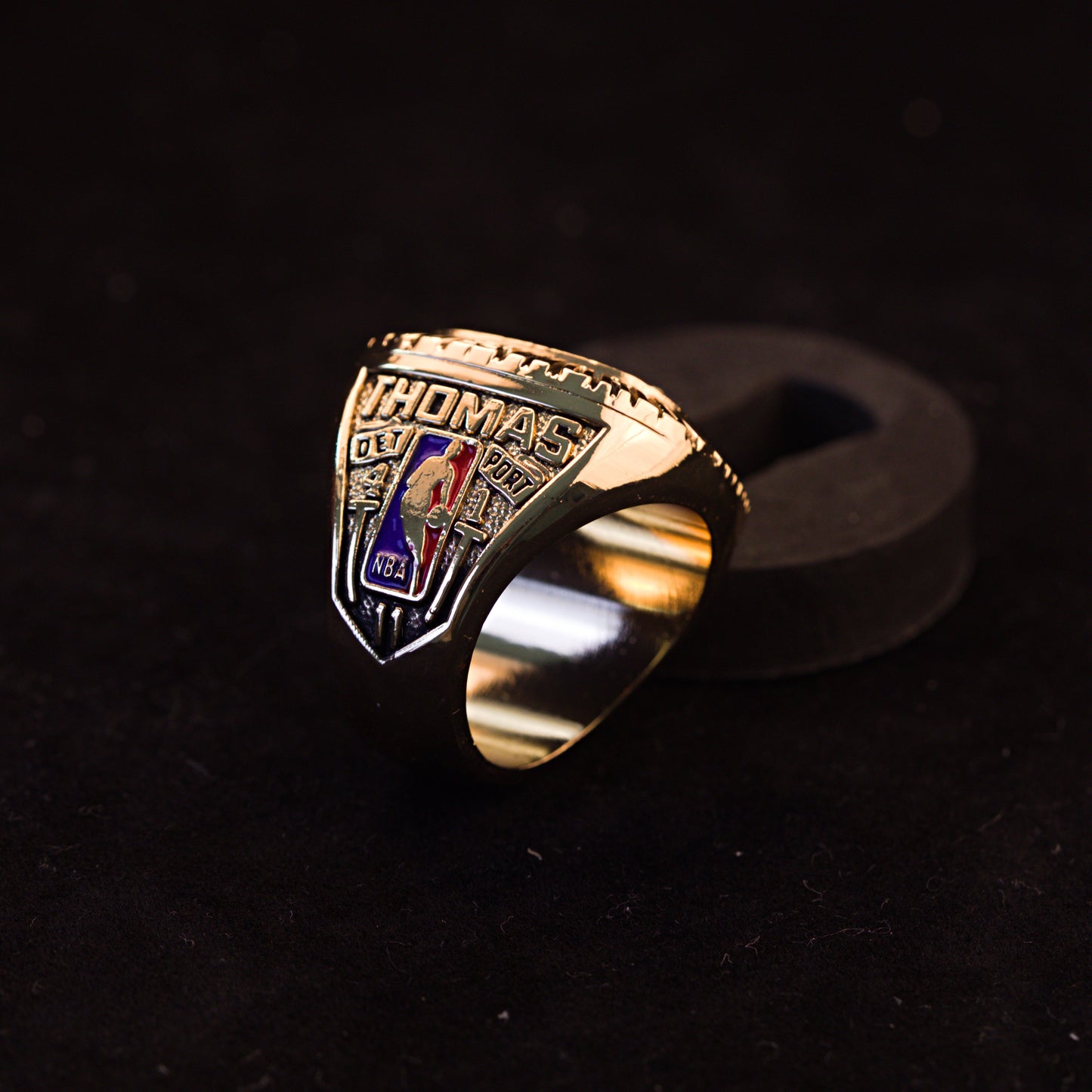 1990 NBA Detroit Pistons Championship Replica Ring