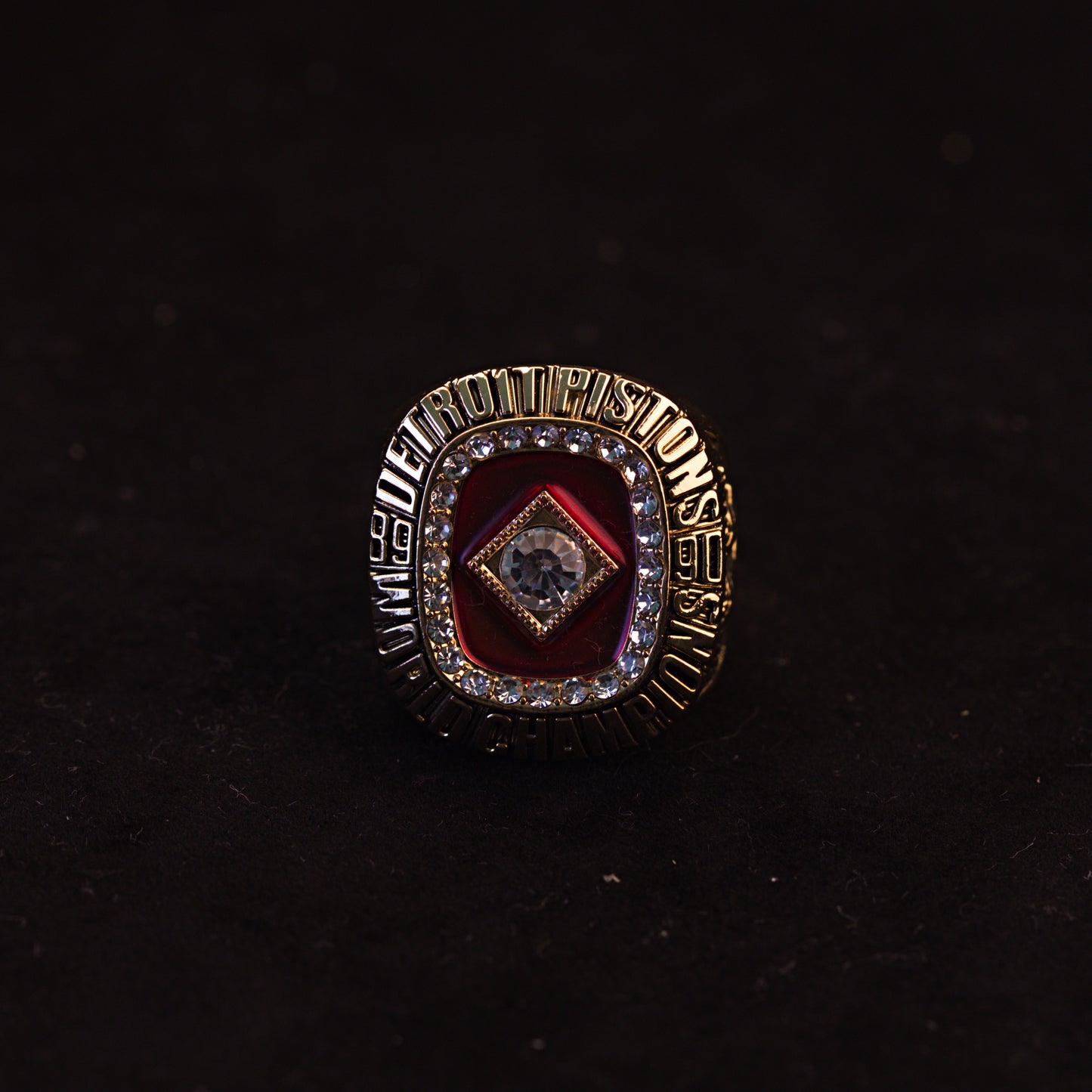 1990 NBA Detroit Pistons Championship Replica Ring