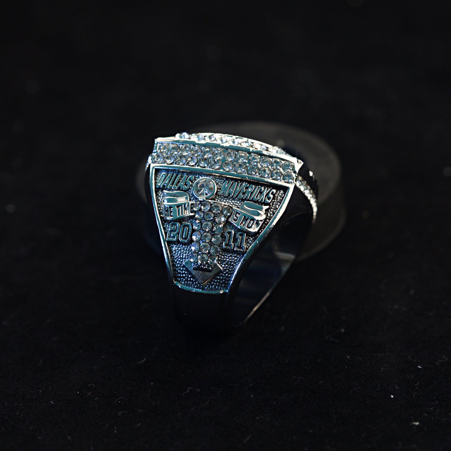 2011 NBA Dallas Mavericks Championship Replica Ring