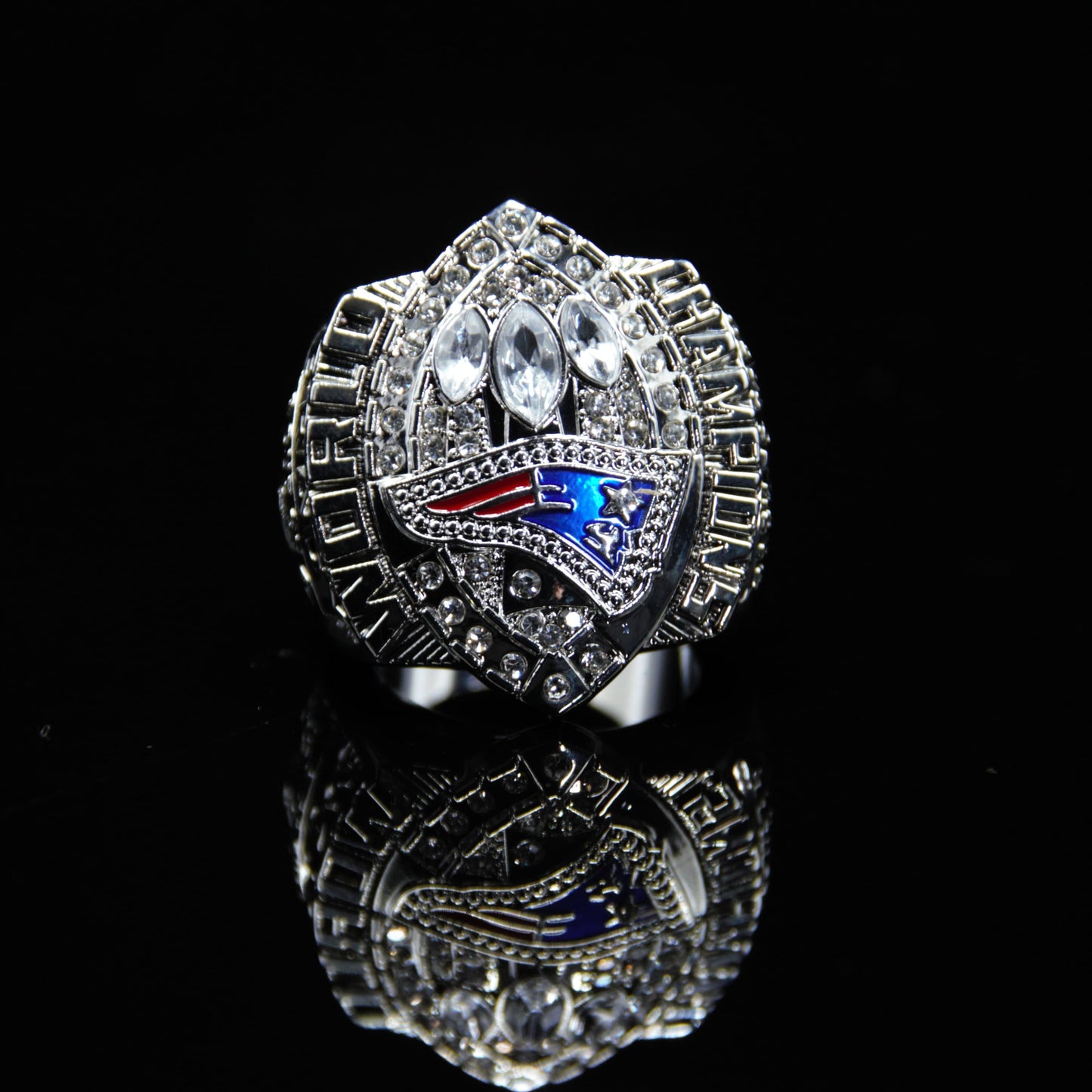 2004 NFL New England Patriots Championship Replica Ring