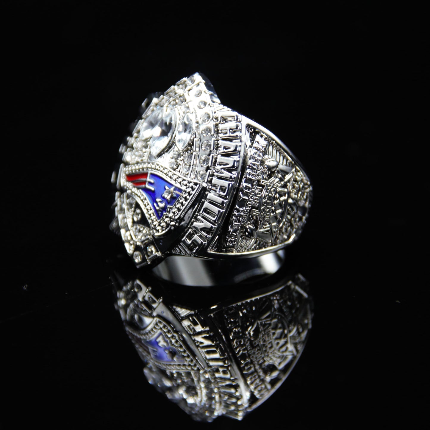 2004 NFL New England Patriots Championship Replica Ring