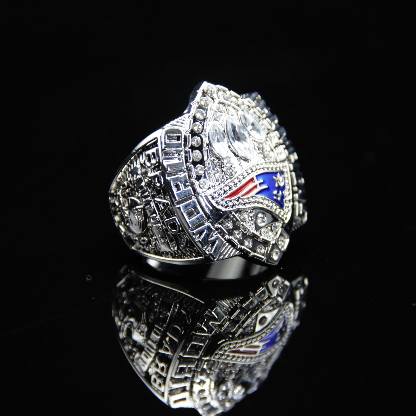 2004 NFL New England Patriots Championship Replica Ring