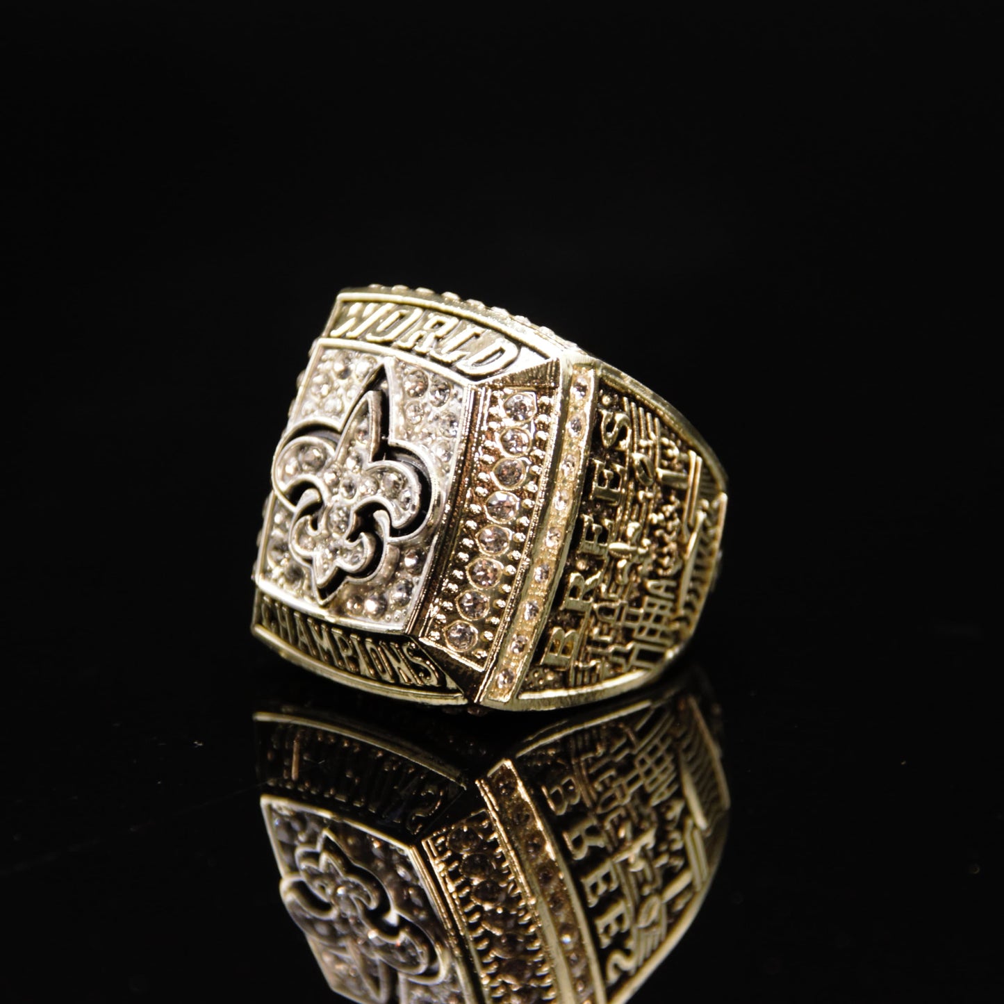 2009 NFL New Orleans Saints Championship Replica Ring