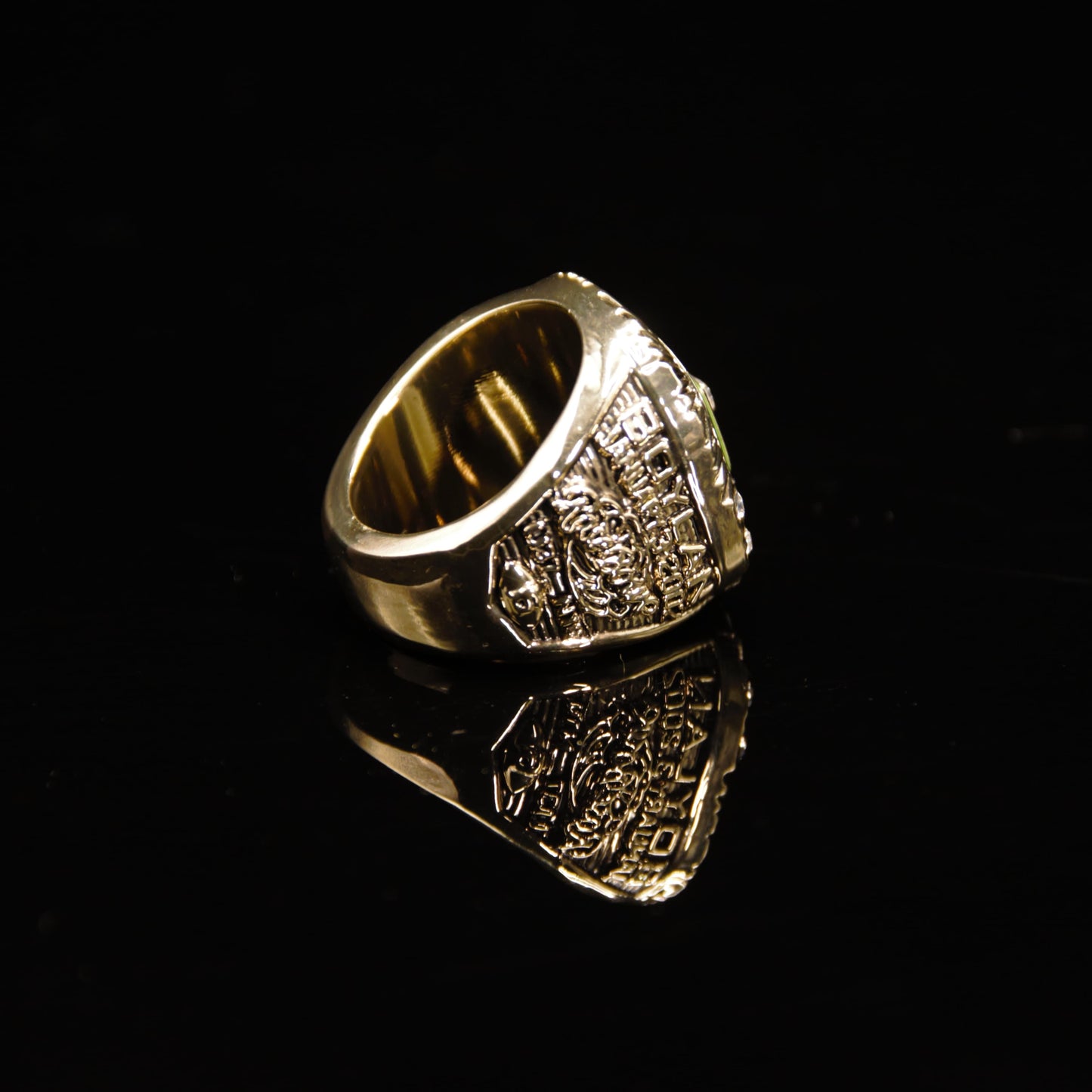 2001 Miami Hurricanes National Replica Championship Ring