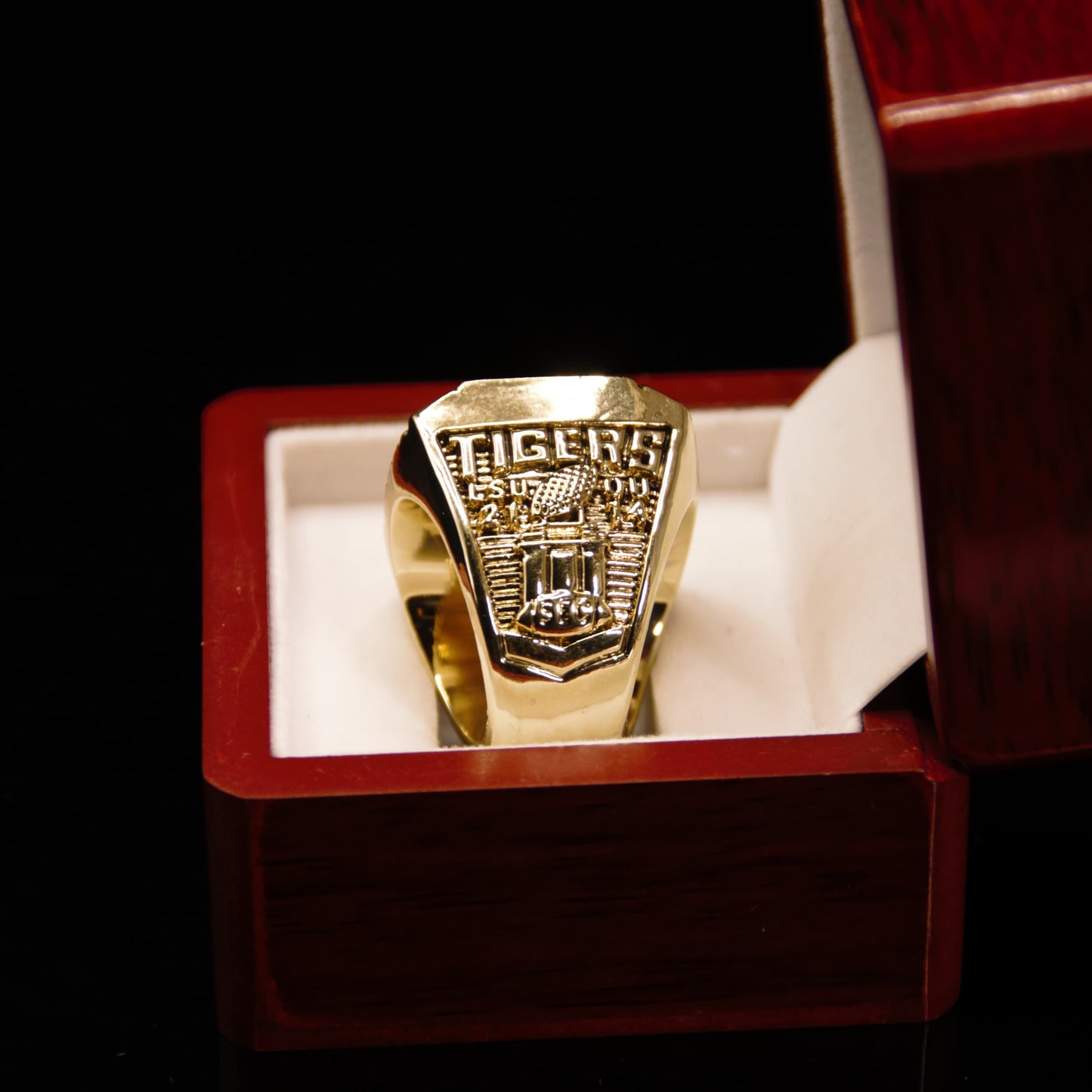 2003 NCAA LSU Louisiana State University Replica Championship Ring