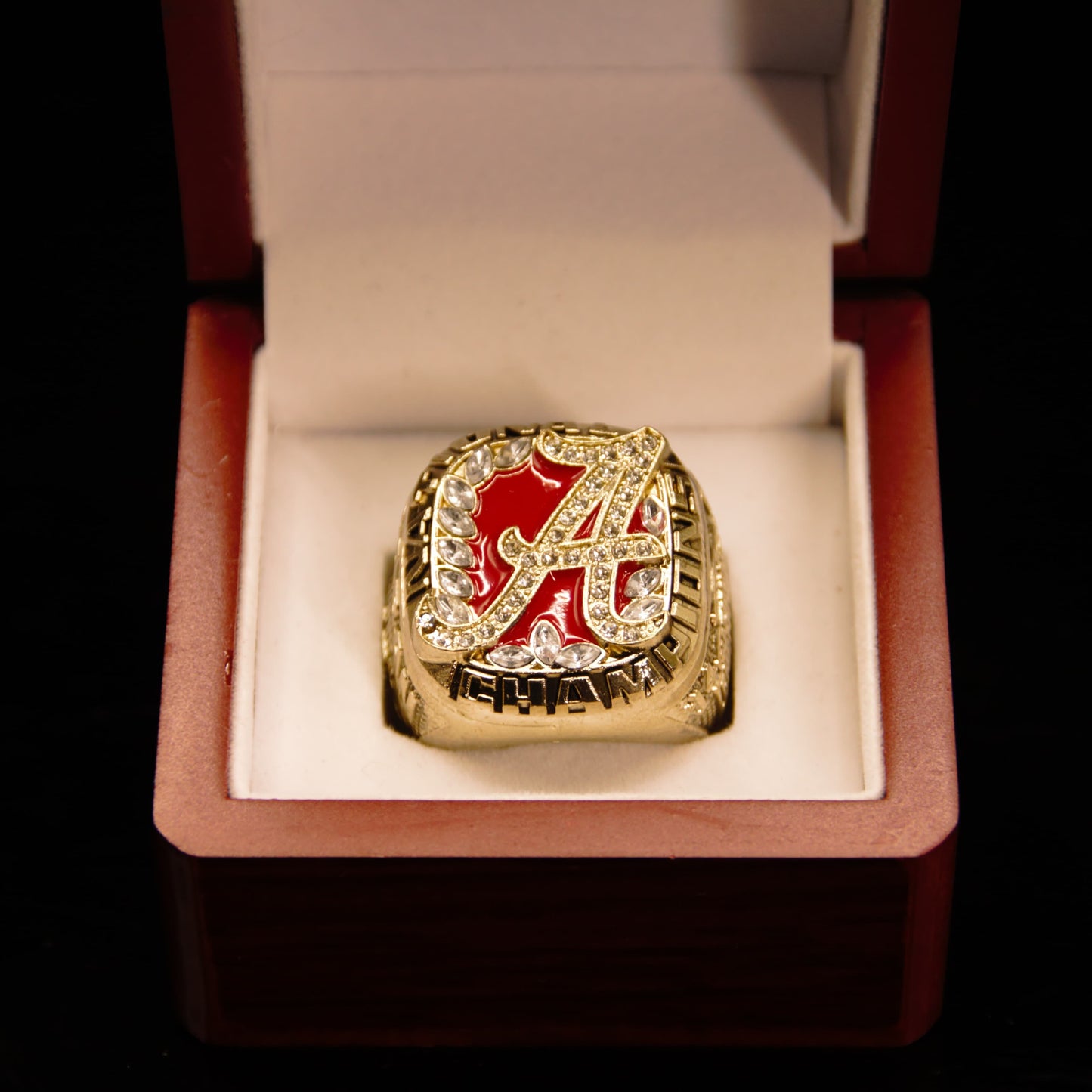 2009 NCAA Alabama Crimson Tide Team Replica Championship Ring