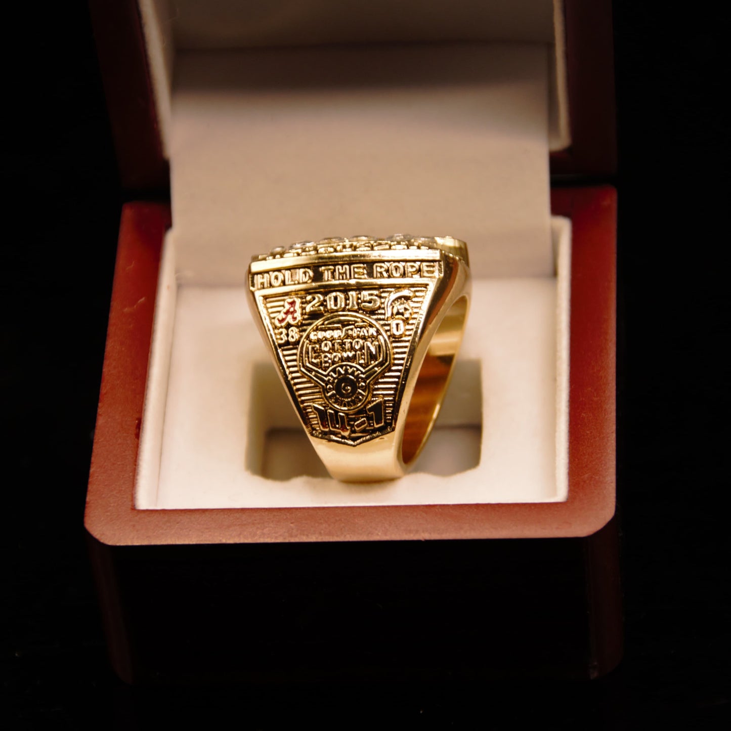 2015 NCAA Alabama Crimson Tide Team Replica Championship Ring