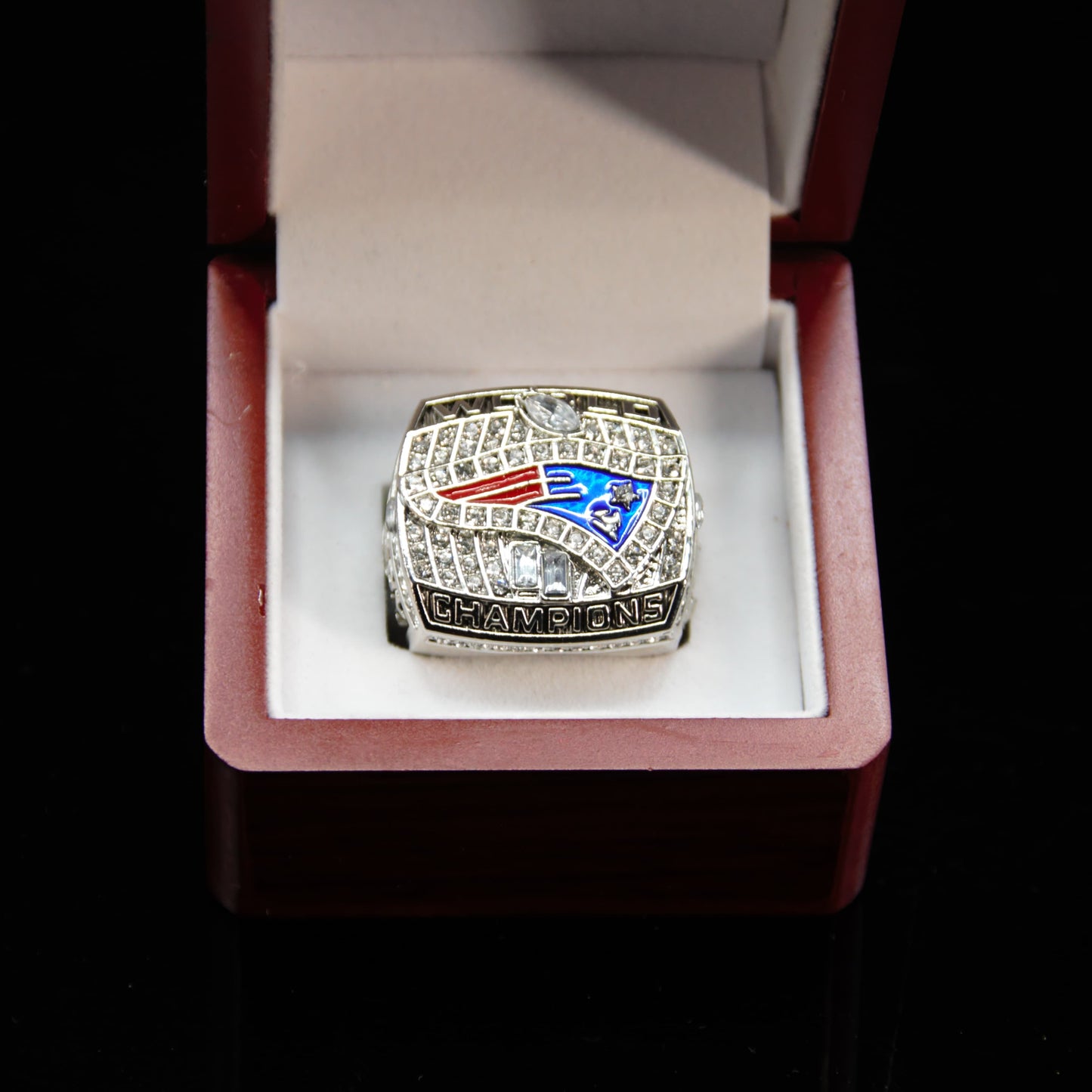 2001 NFL New England Patriots Championship Replica Ring