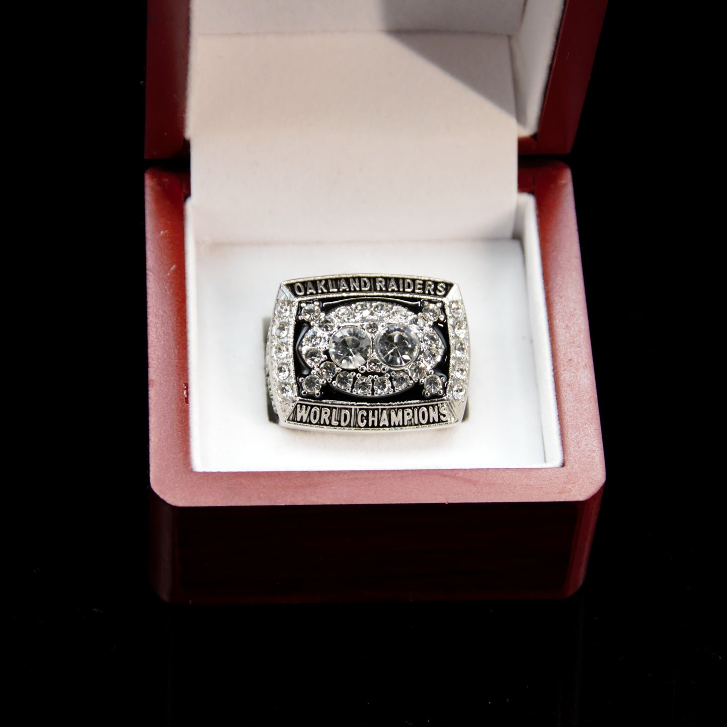 1980 NFL Los Angeles Raiders Championship Replica Ring