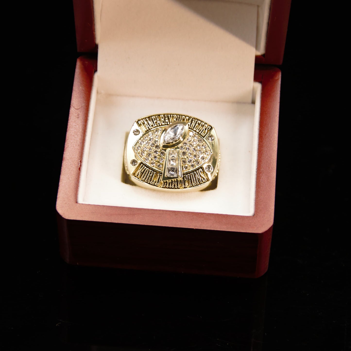 2002 NFL Tampa Bay Buccaneers Championship Replica Ring