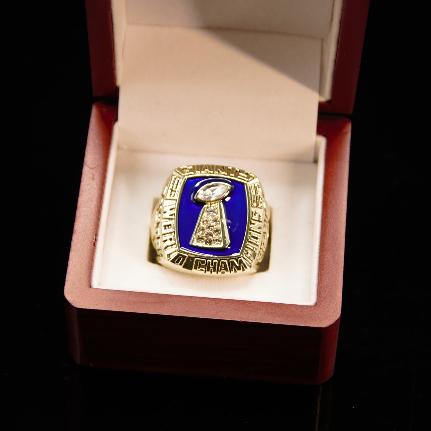 1986 NFL New York Giants Championship Replica Ring