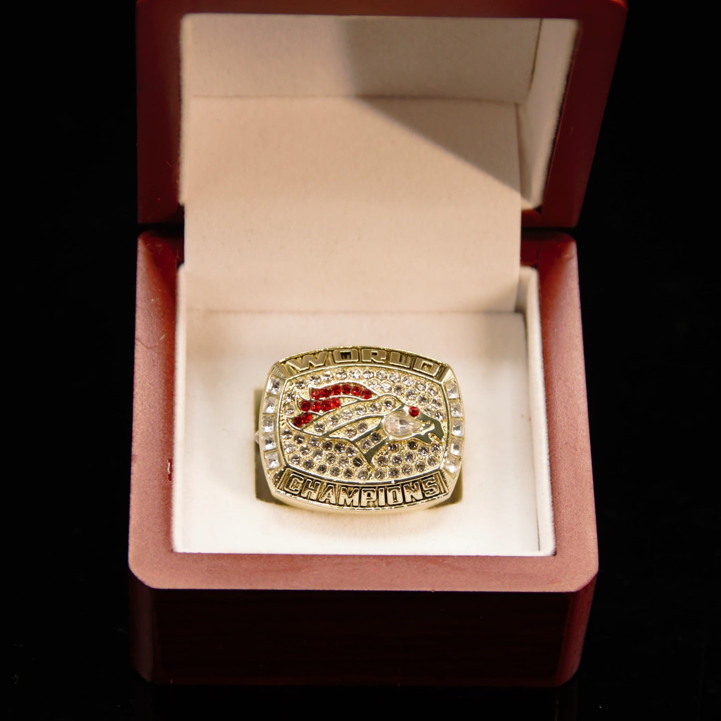 1997 NFL Denver Broncos Championship Replica Ring Davis Edtion