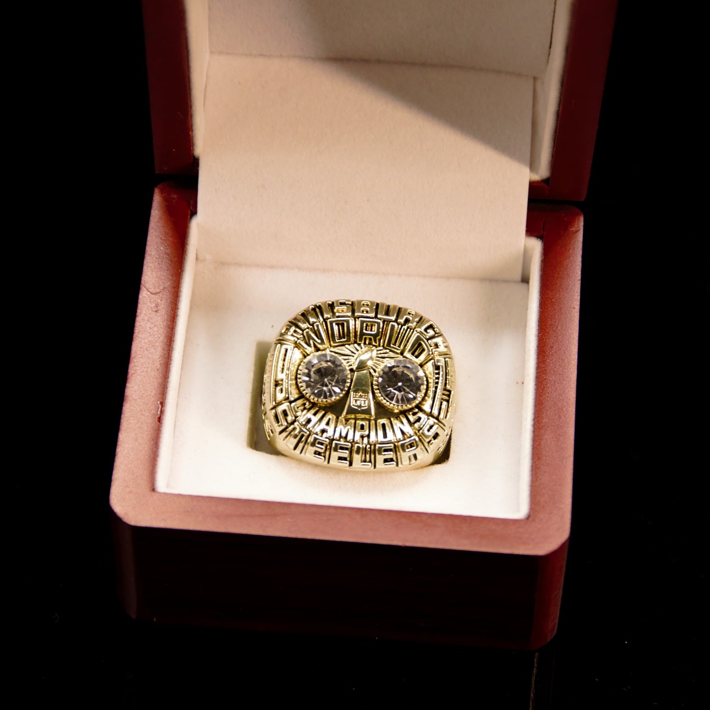 1975 NFL Pittsburgh Steelers Championship Replica Ring Golden Edition