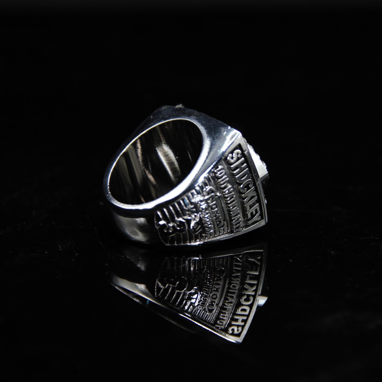 2005 Georgia Bulldogs National Replica Championship Ring