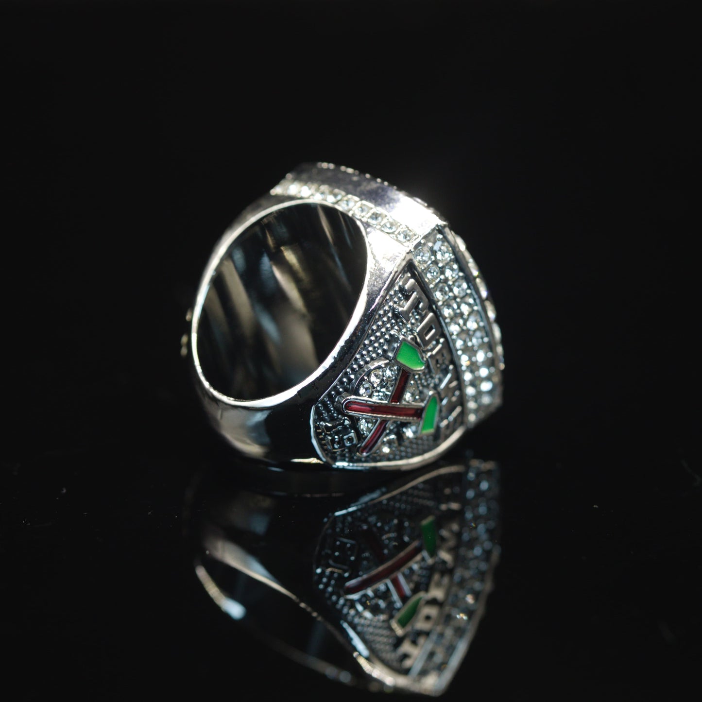 2013 NHL Chicago Blackhawks Championship Replica Ring