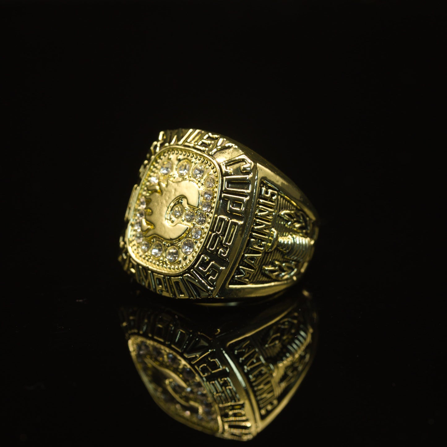 1989 NHL Calgary Flames Championship Replica Ring