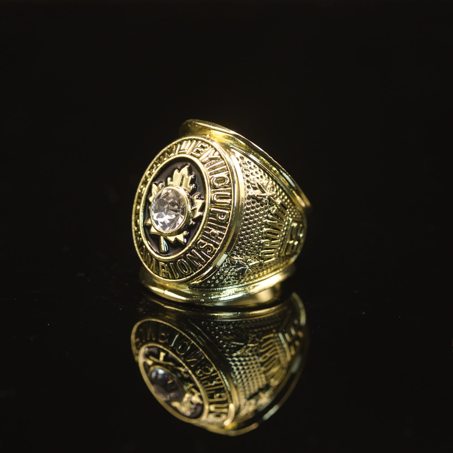 1963 NHL Toronto Maple Leafs Championship Replica Ring