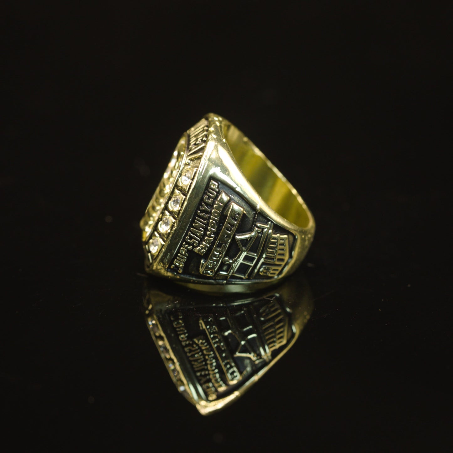 1945 NHL Montreal Canadiens Championship Replica Ring