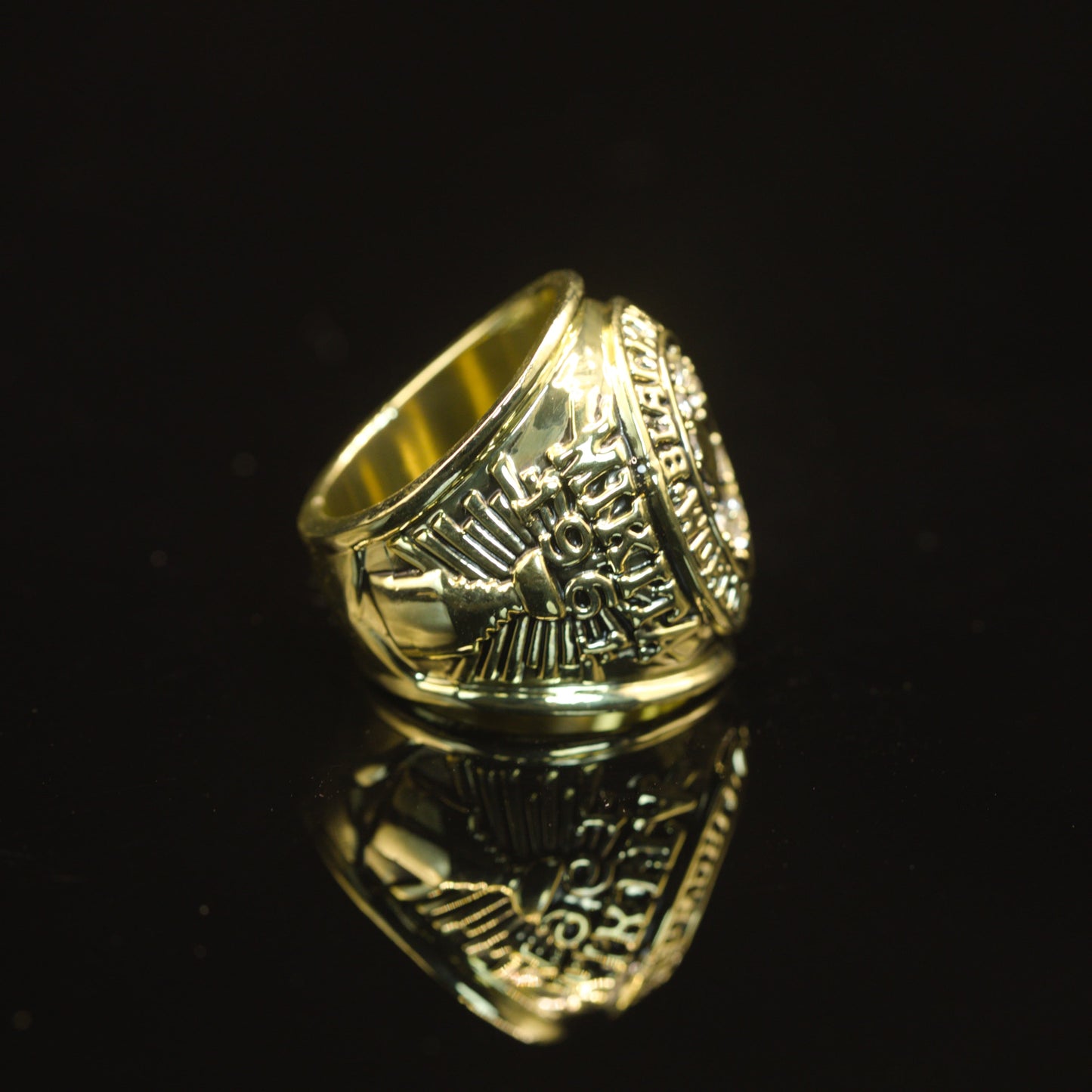 1961 NHL Chicago Blackhawks Championship Replica Ring