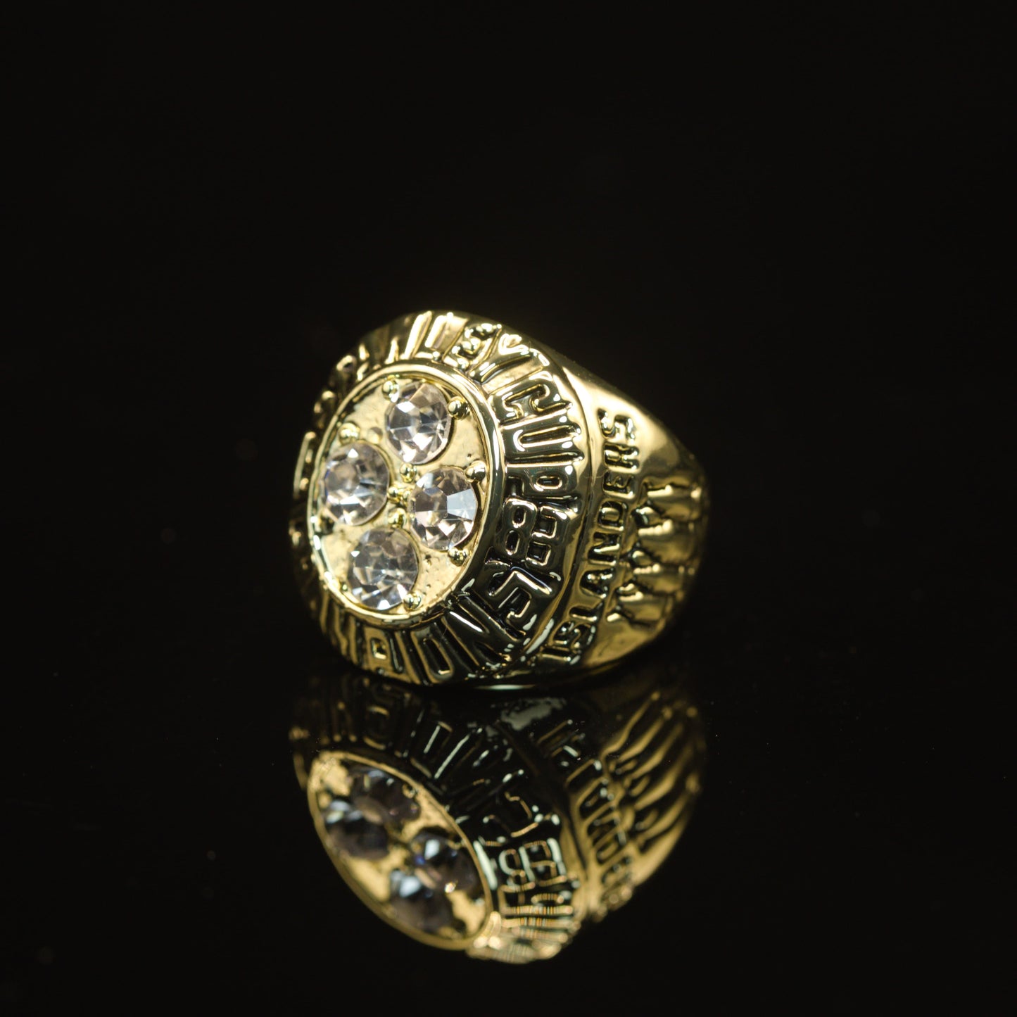 1983 NHL New York Islanders Championship Replica Ring